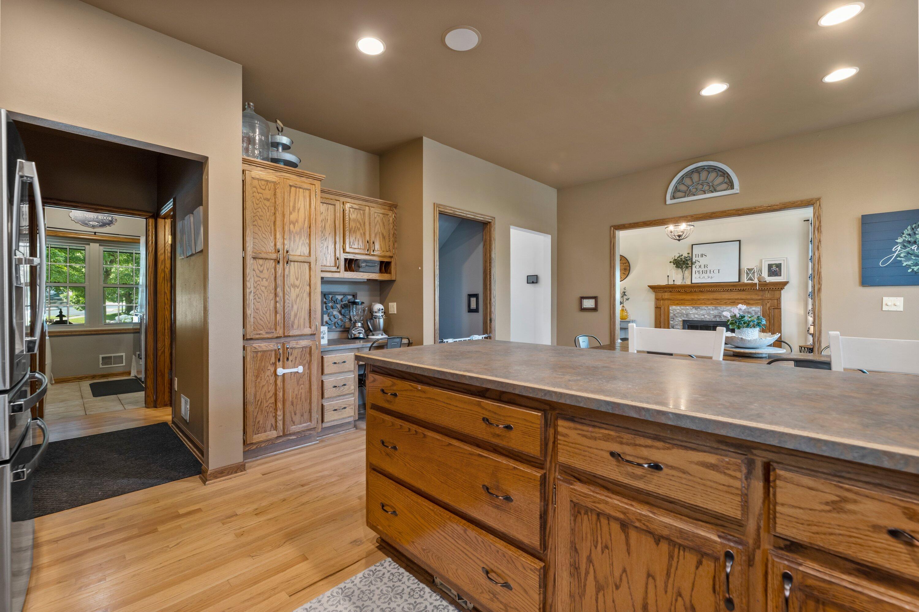 2719 Lavine Ln