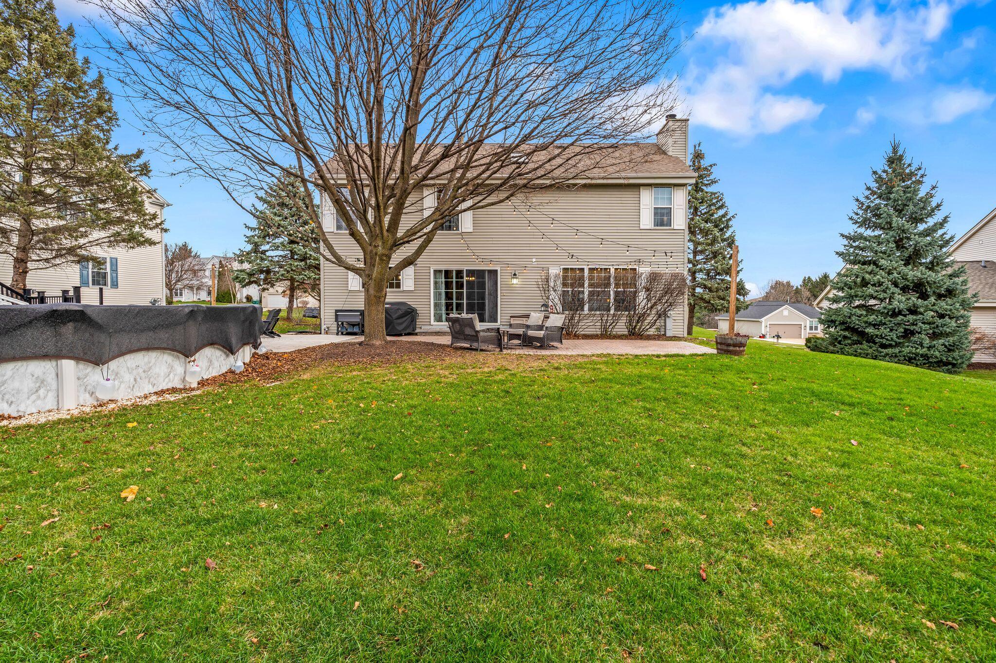 W143N9659 Amber Dr