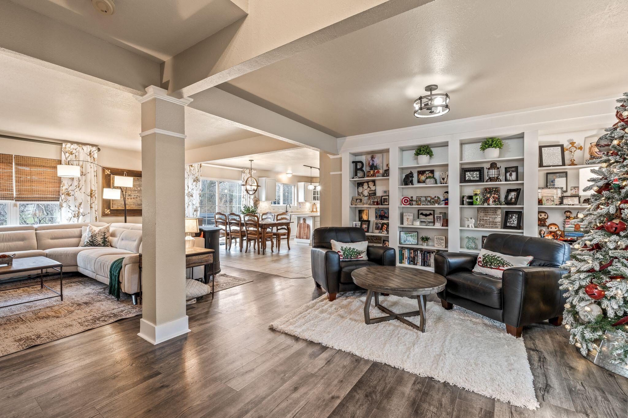 W143N9659 Amber Dr