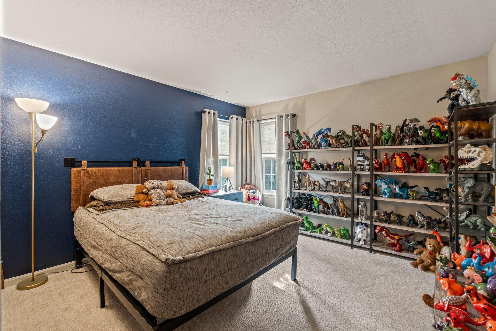 W143N9659 Amber Dr