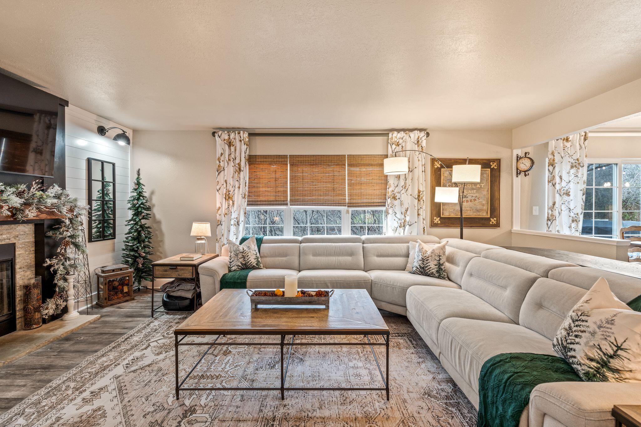 W143N9659 Amber Dr
