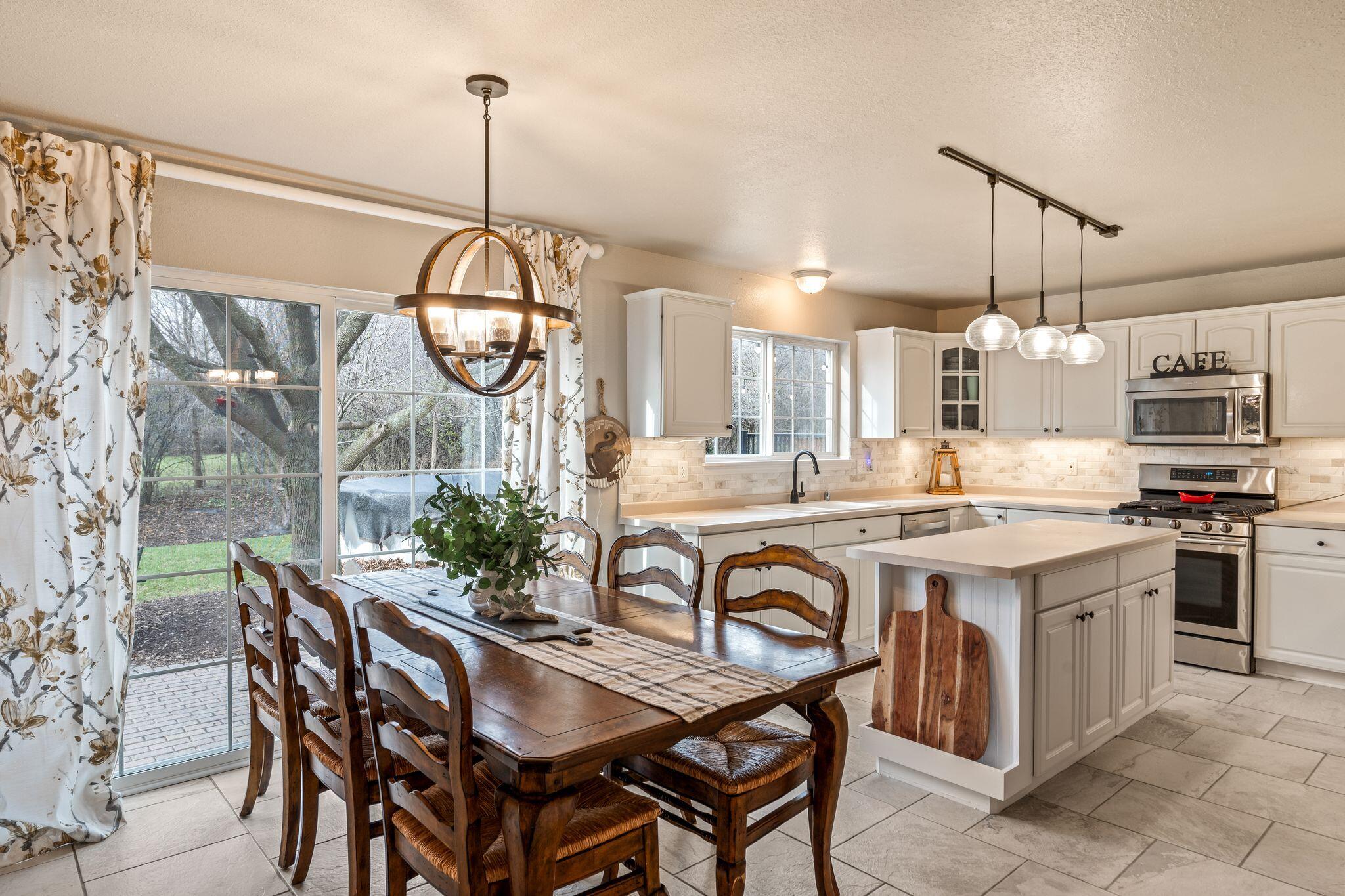 W143N9659 Amber Dr