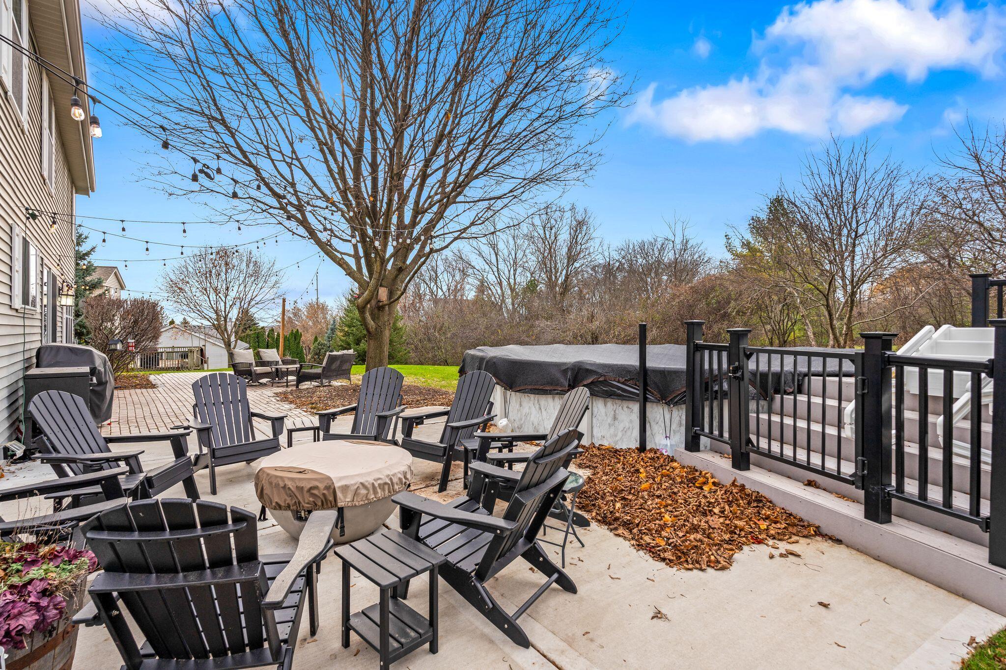 W143N9659 Amber Dr