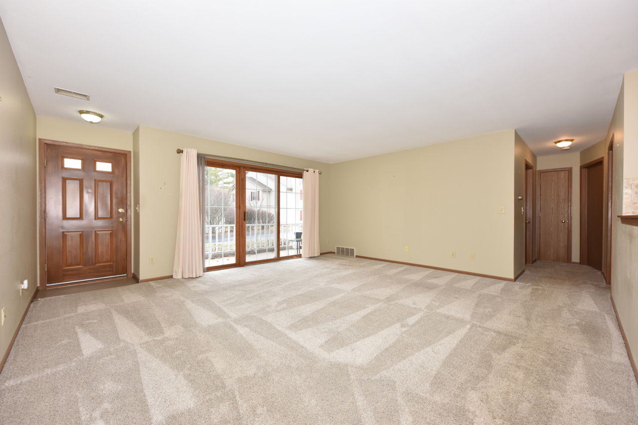1787 White Pine Ct