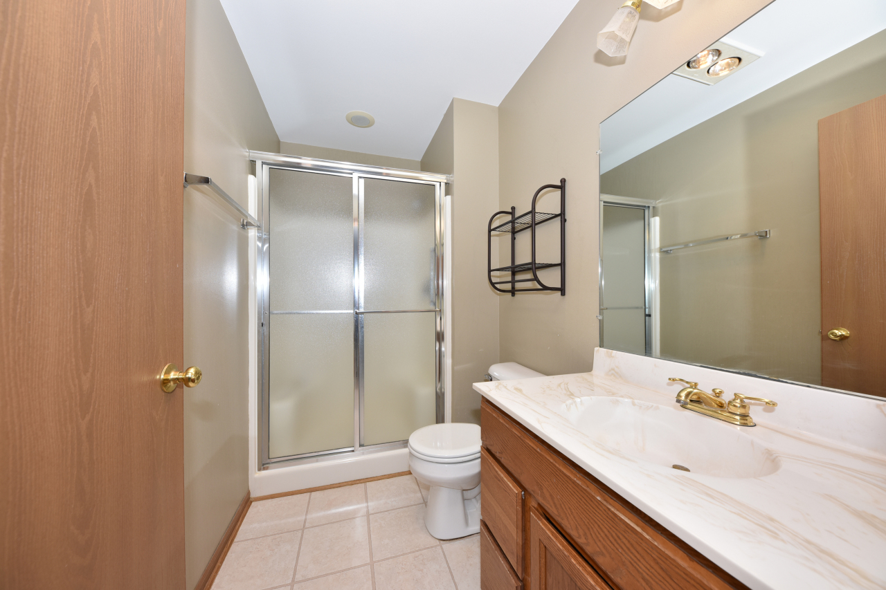 1787 White Pine Ct