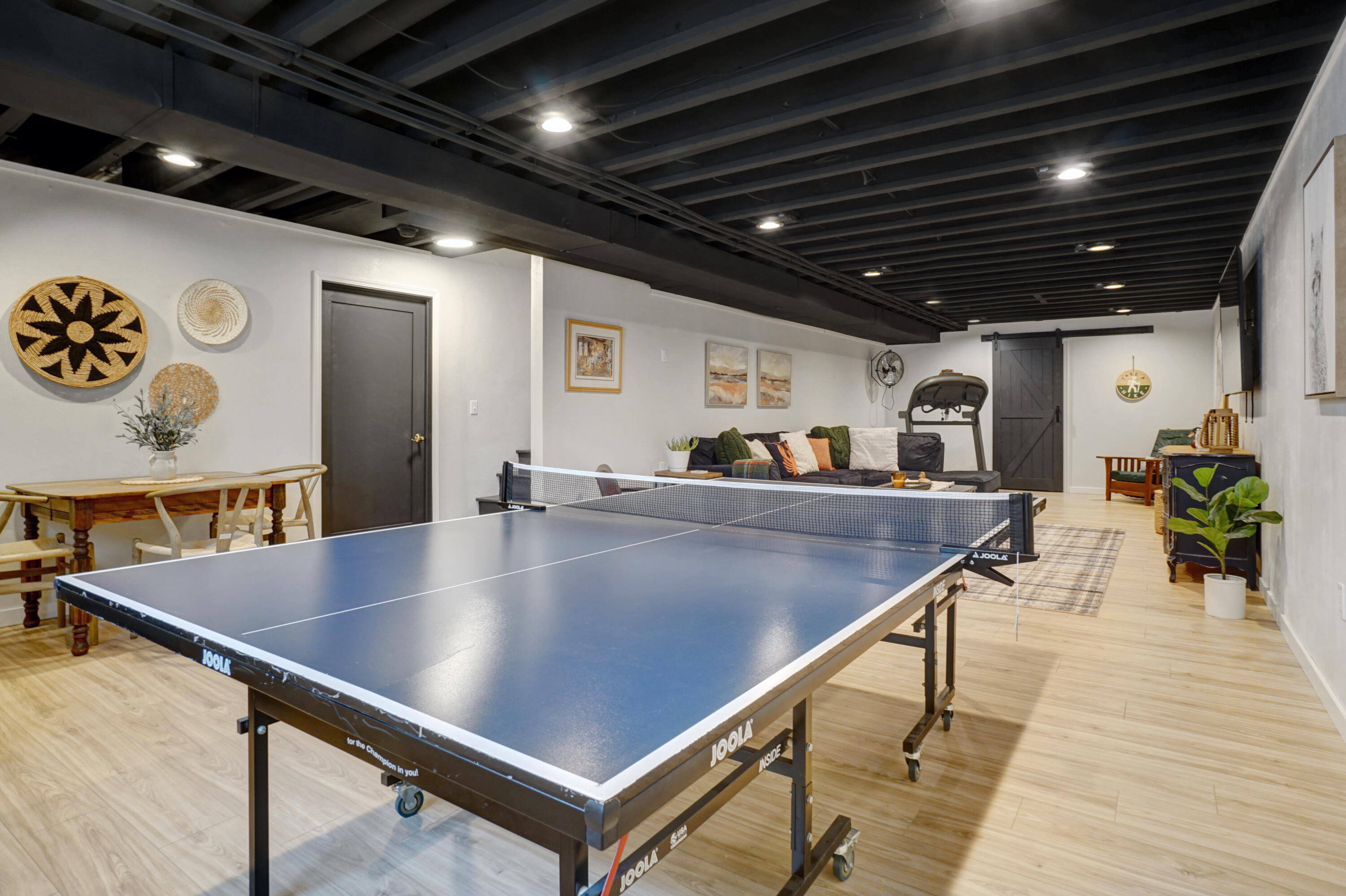 1351 Goldenrod Way