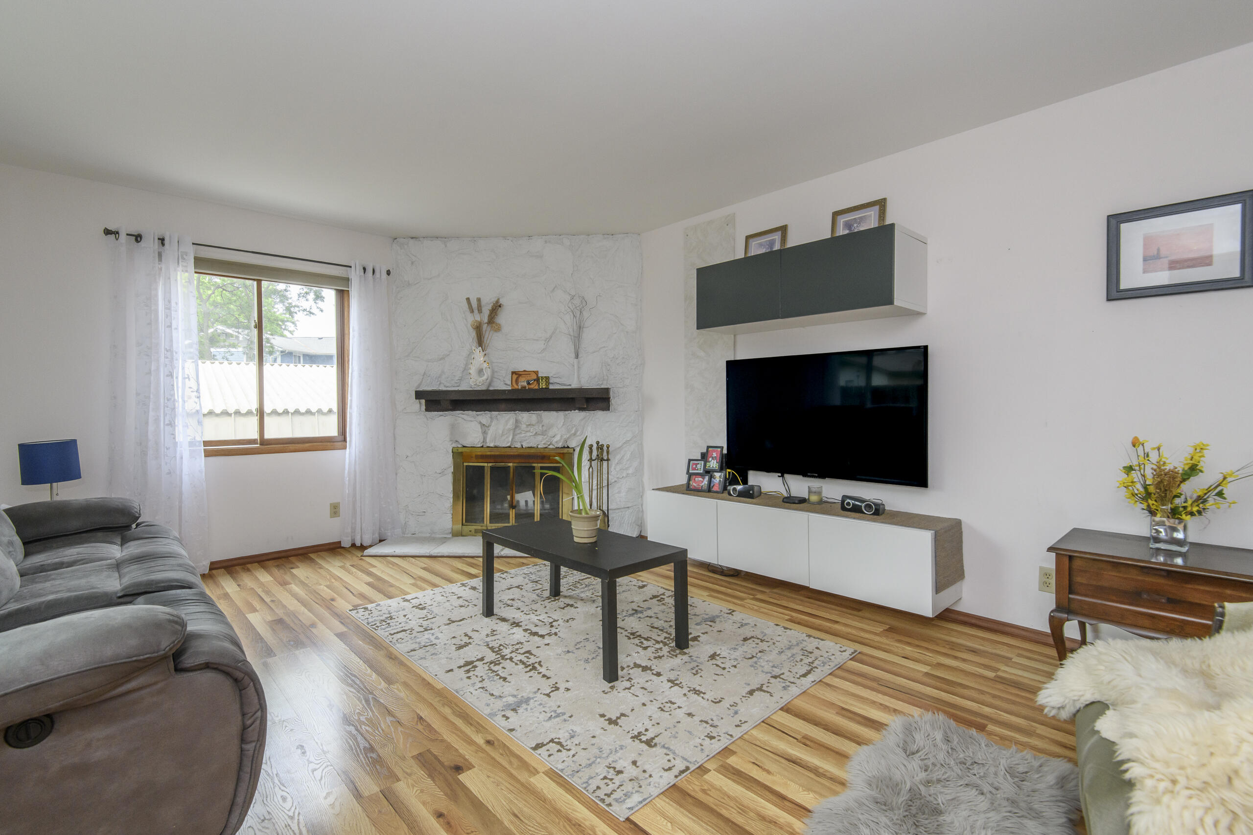 N76W14532 North Point Ct