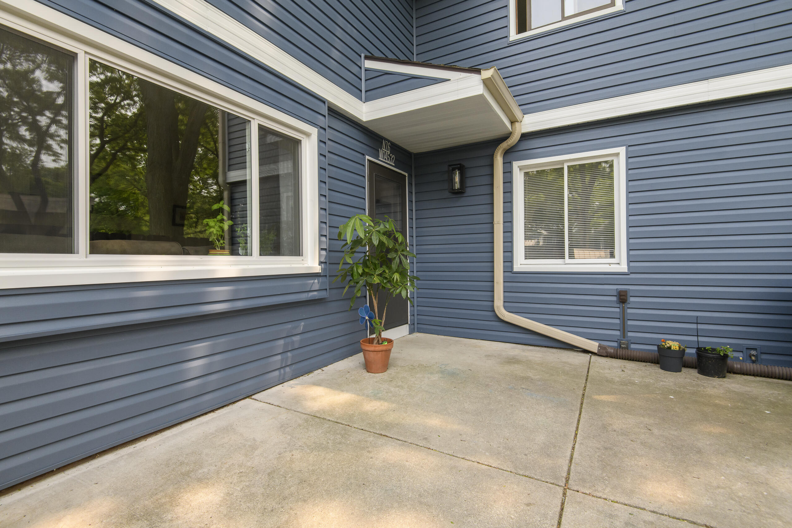 N76W14532 North Point Ct