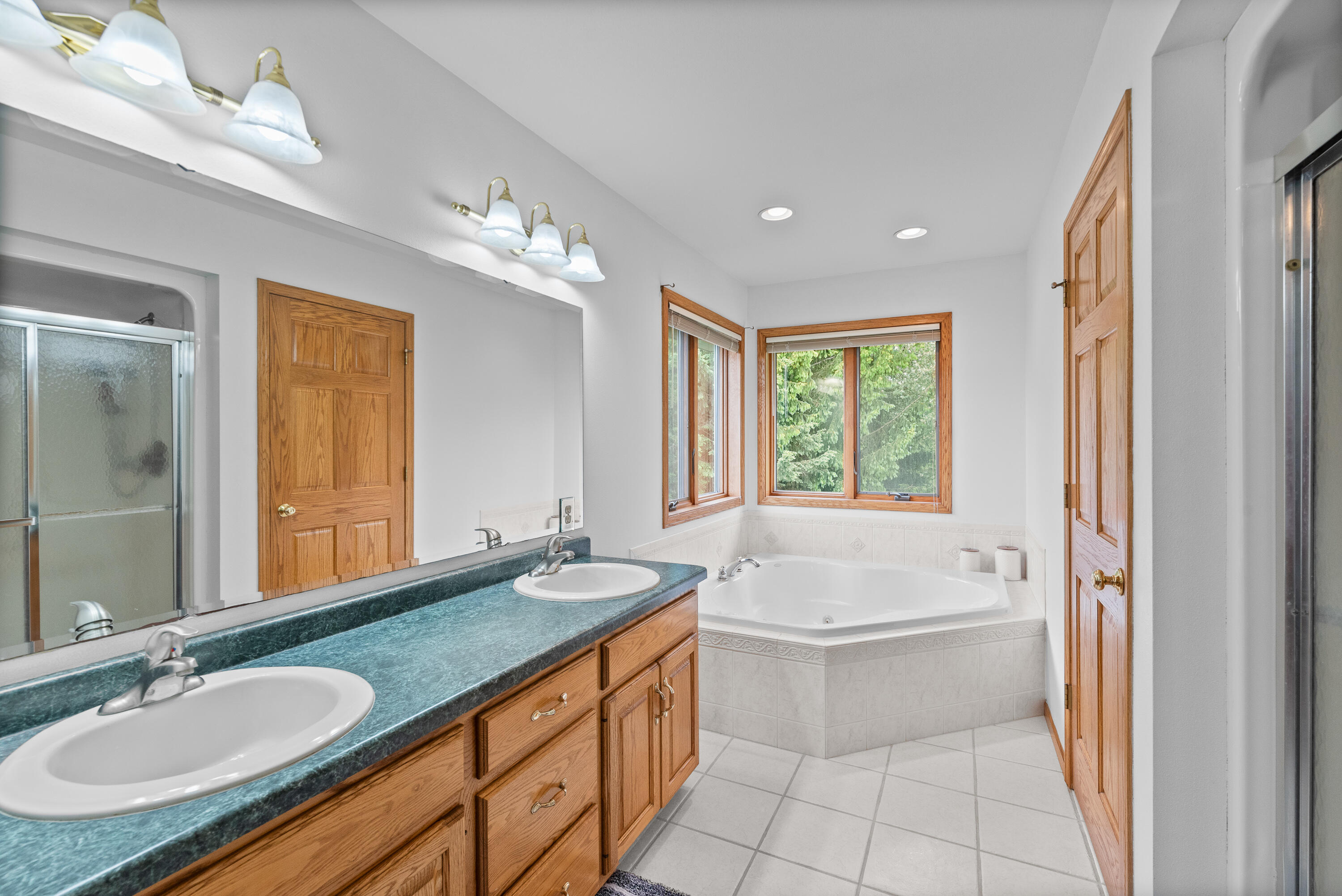 1500 Wolf Dr