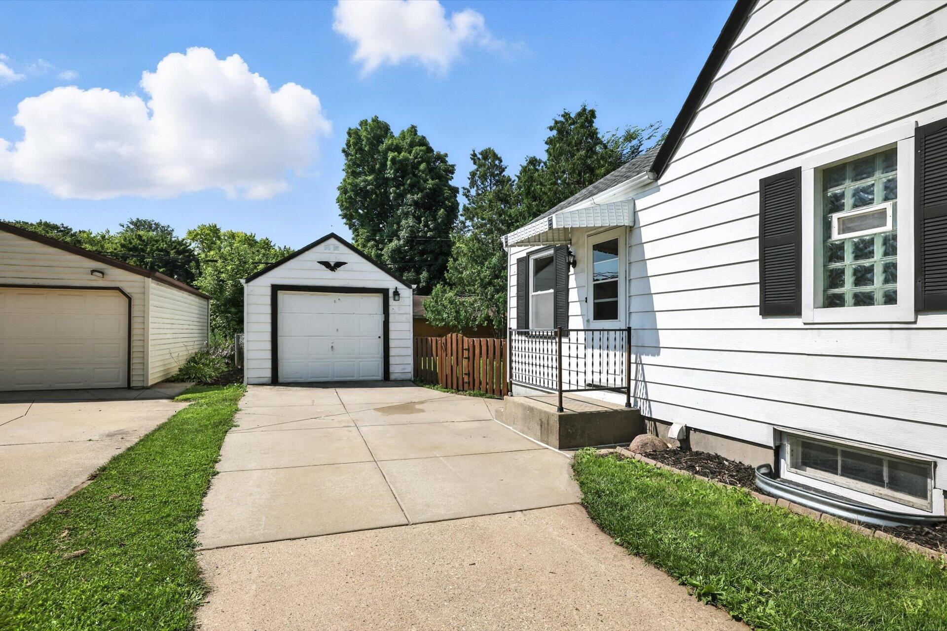 231 Coolidge Ave