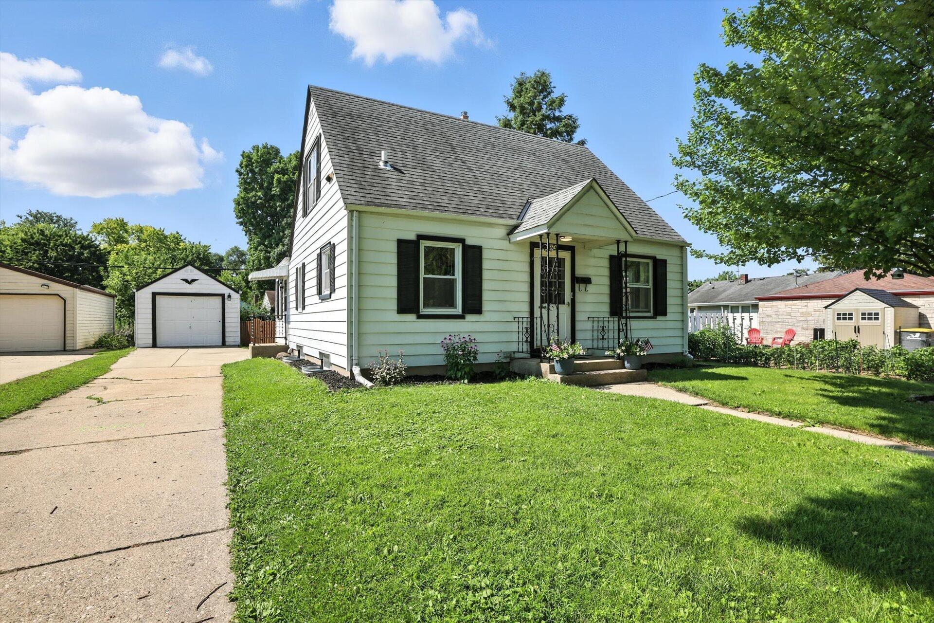 231 Coolidge Ave