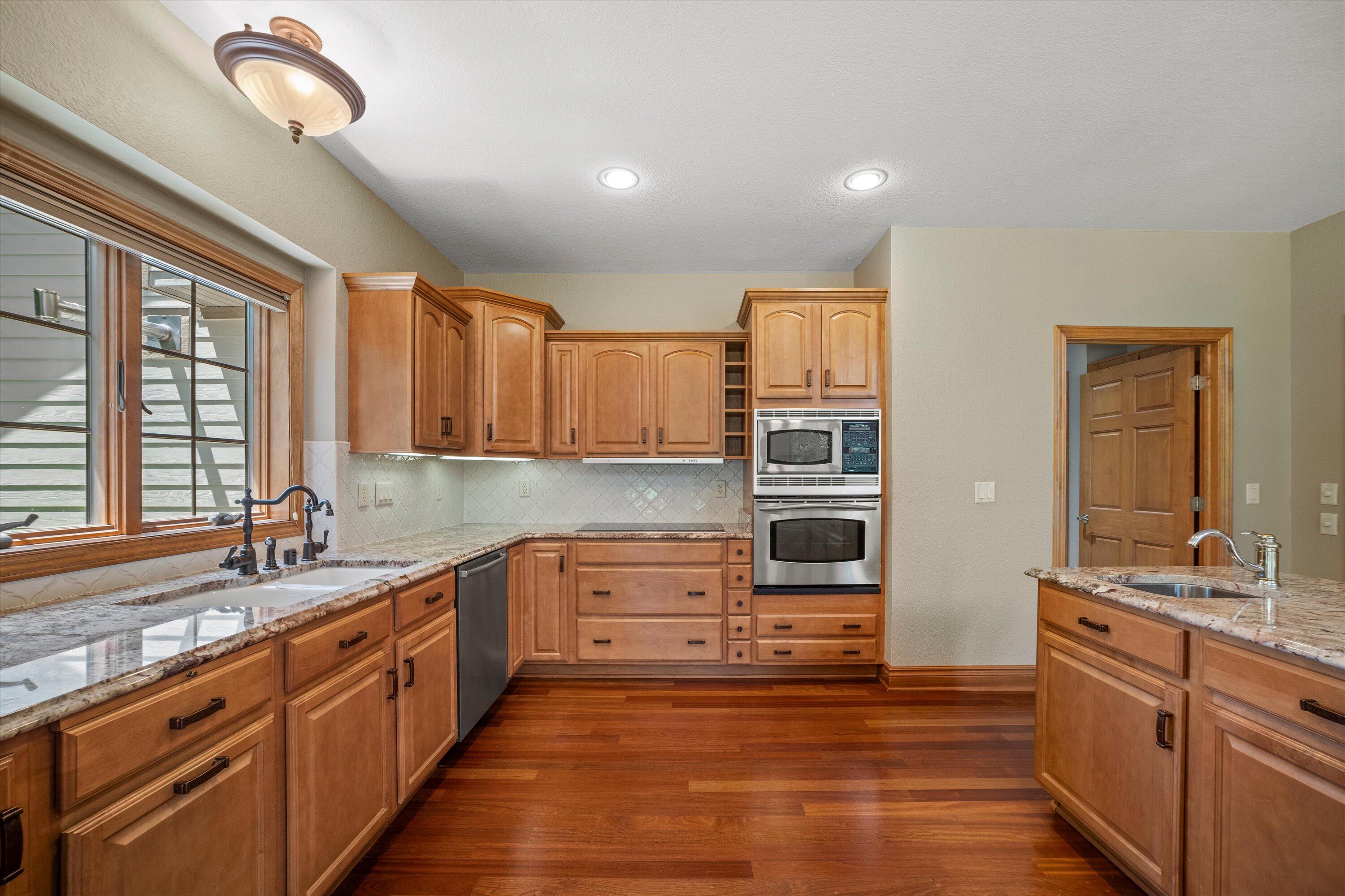 768 Coyote Ct