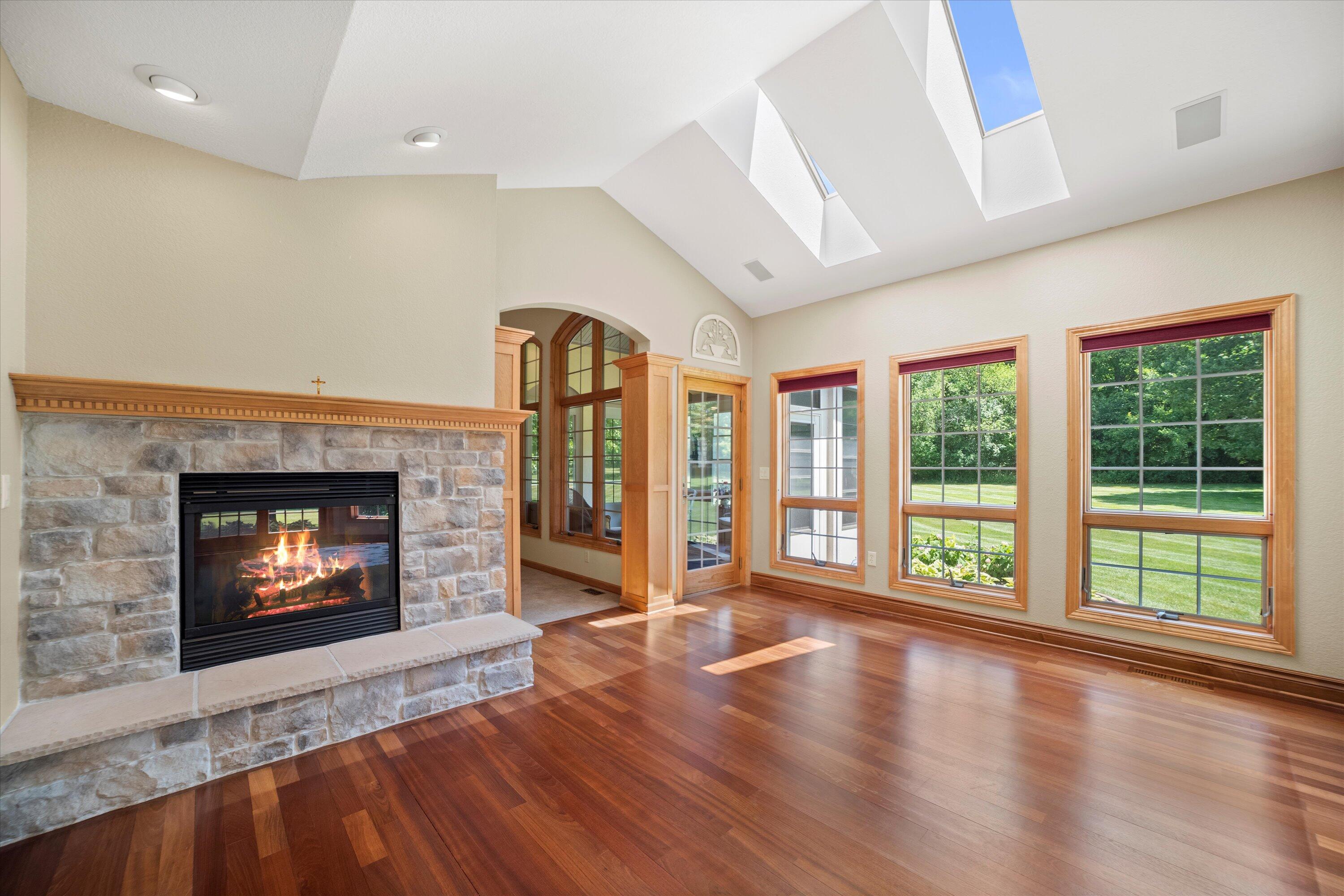 768 Coyote Ct