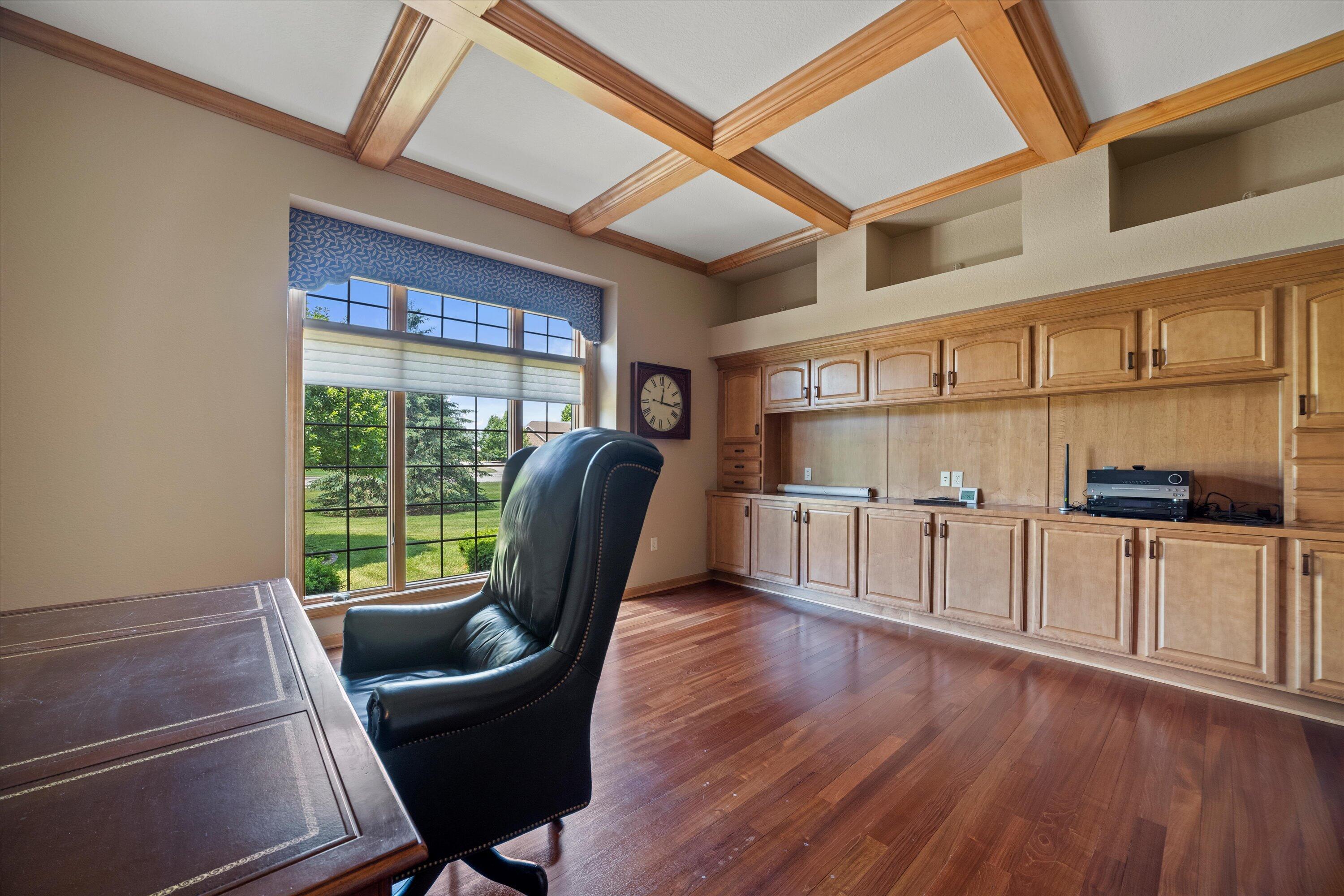 768 Coyote Ct