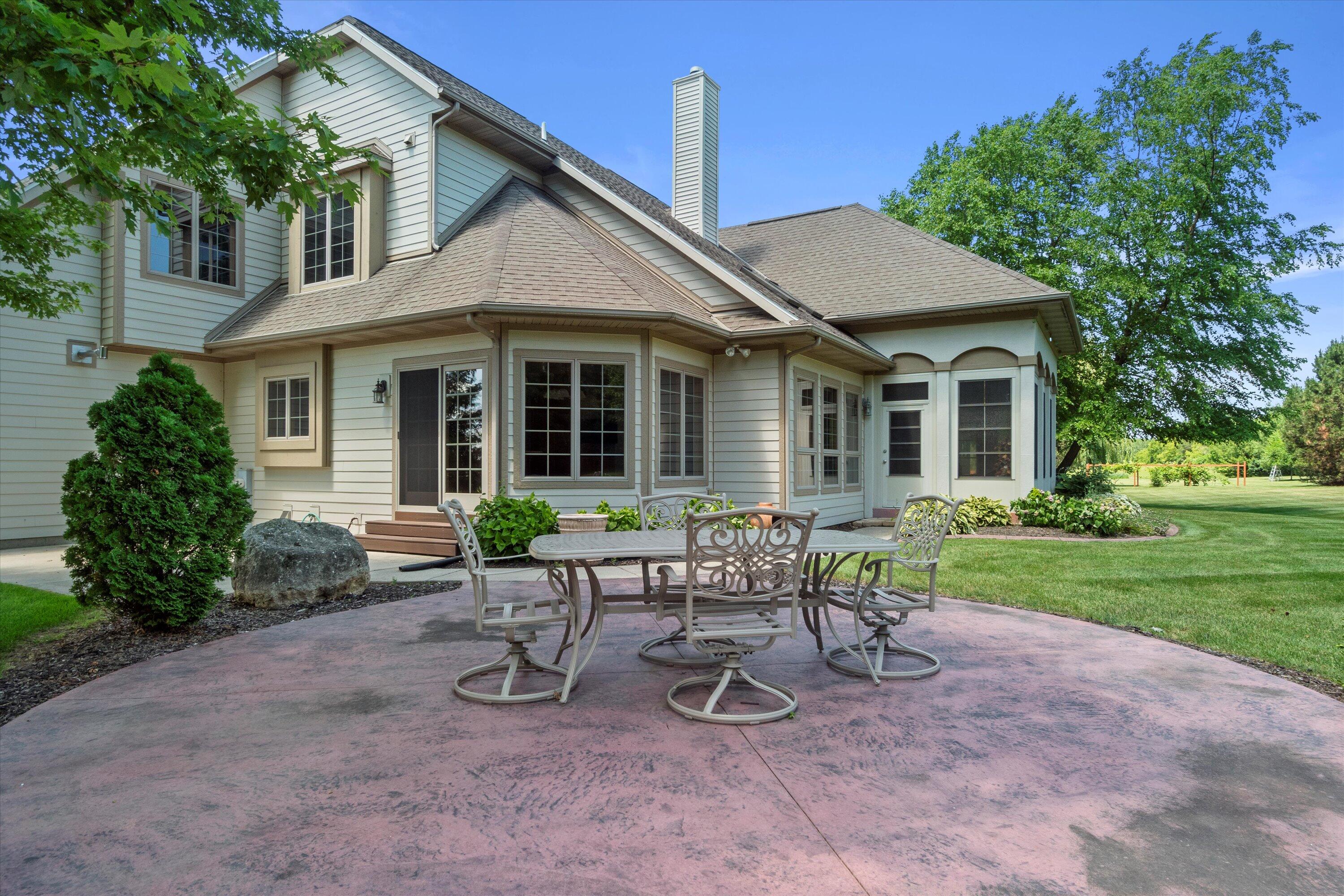 768 Coyote Ct