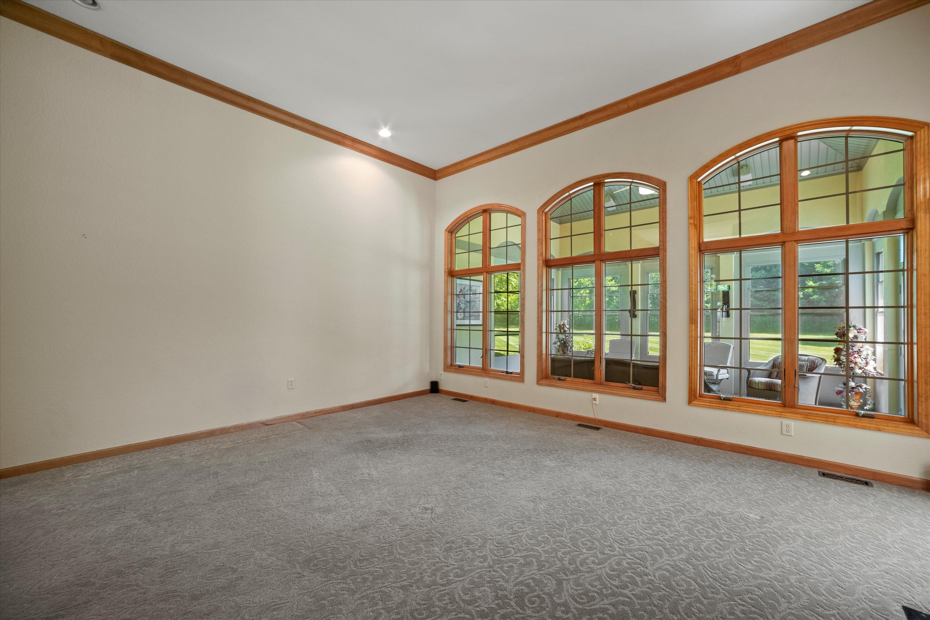 768 Coyote Ct