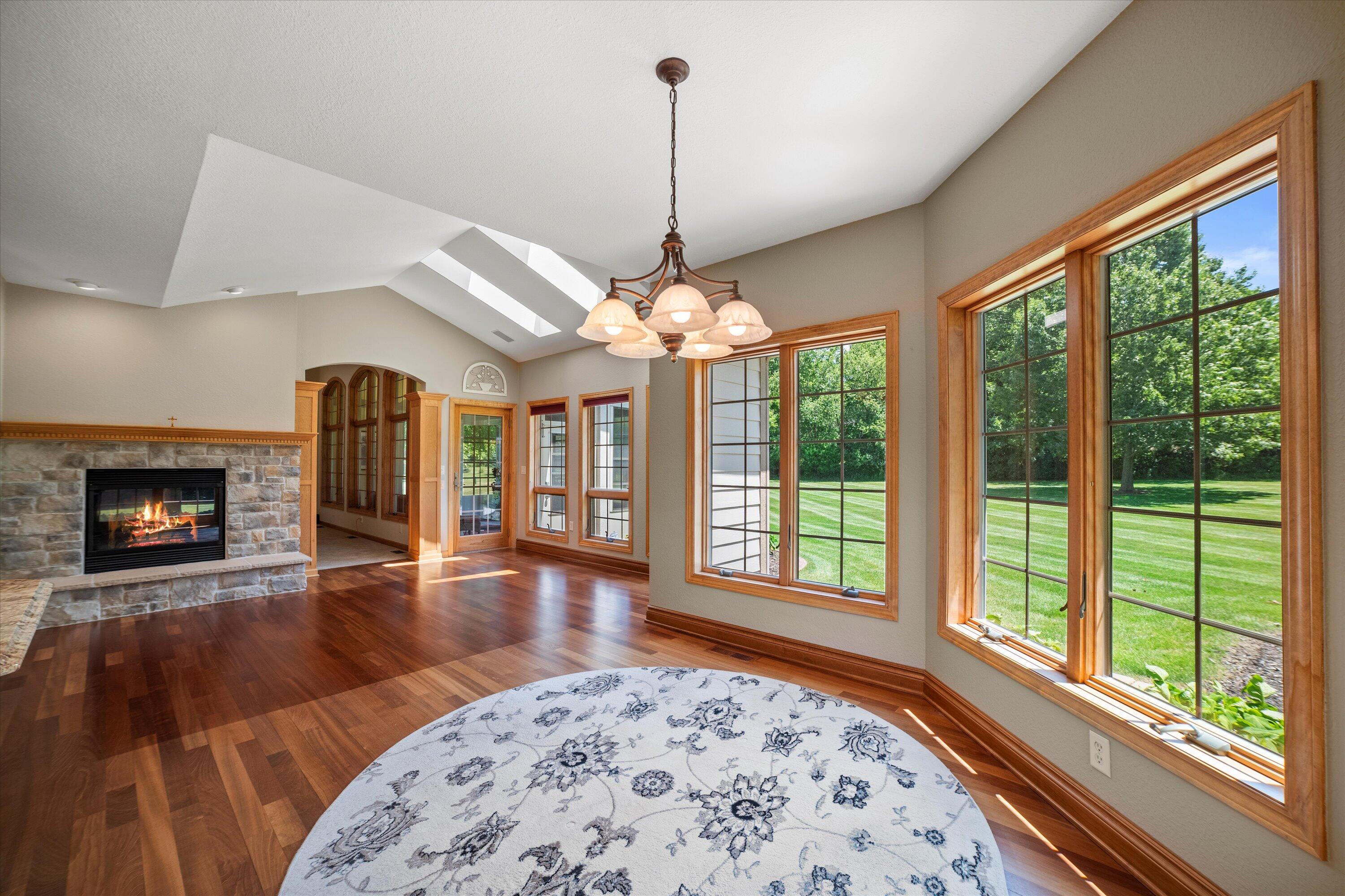 768 Coyote Ct