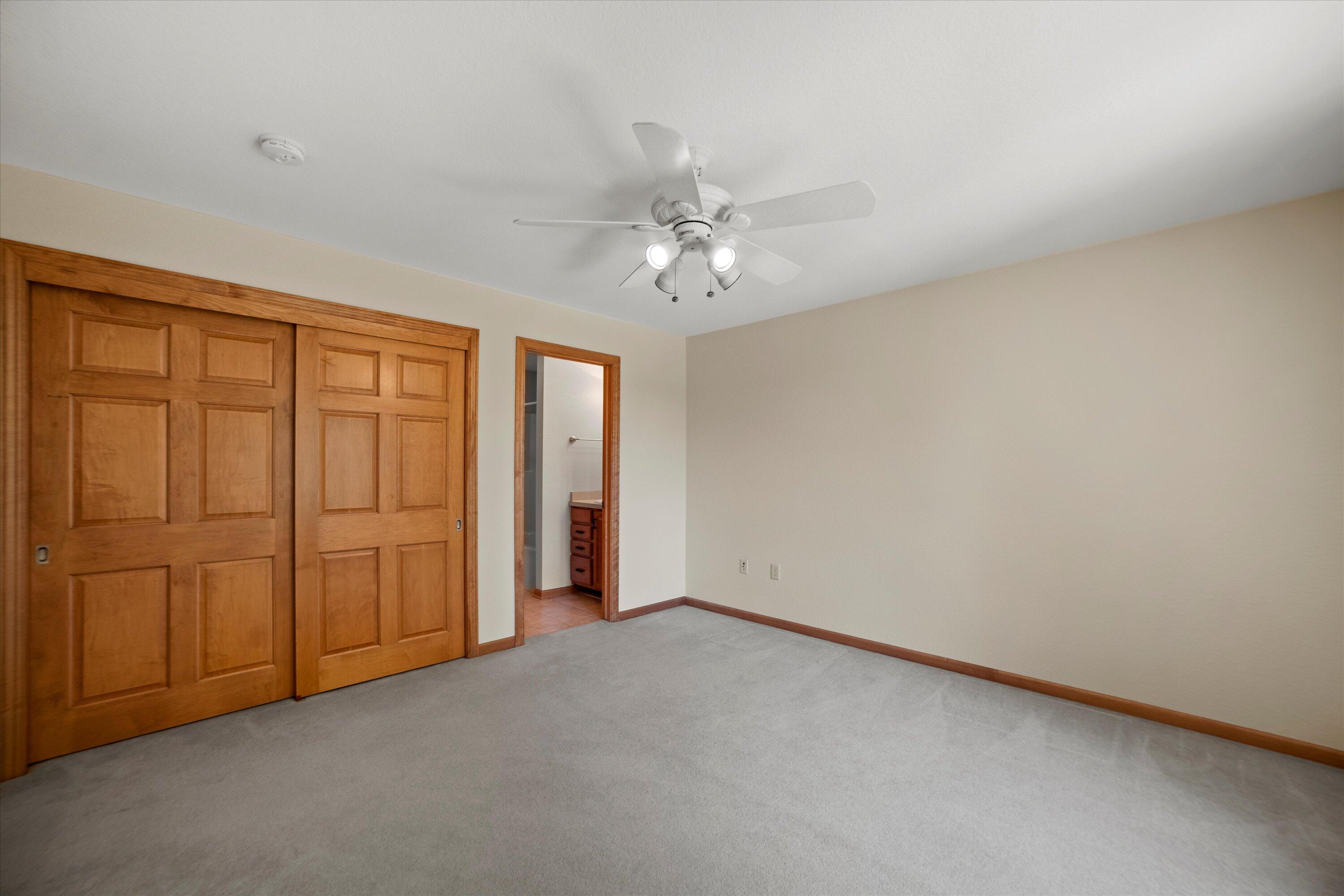 768 Coyote Ct
