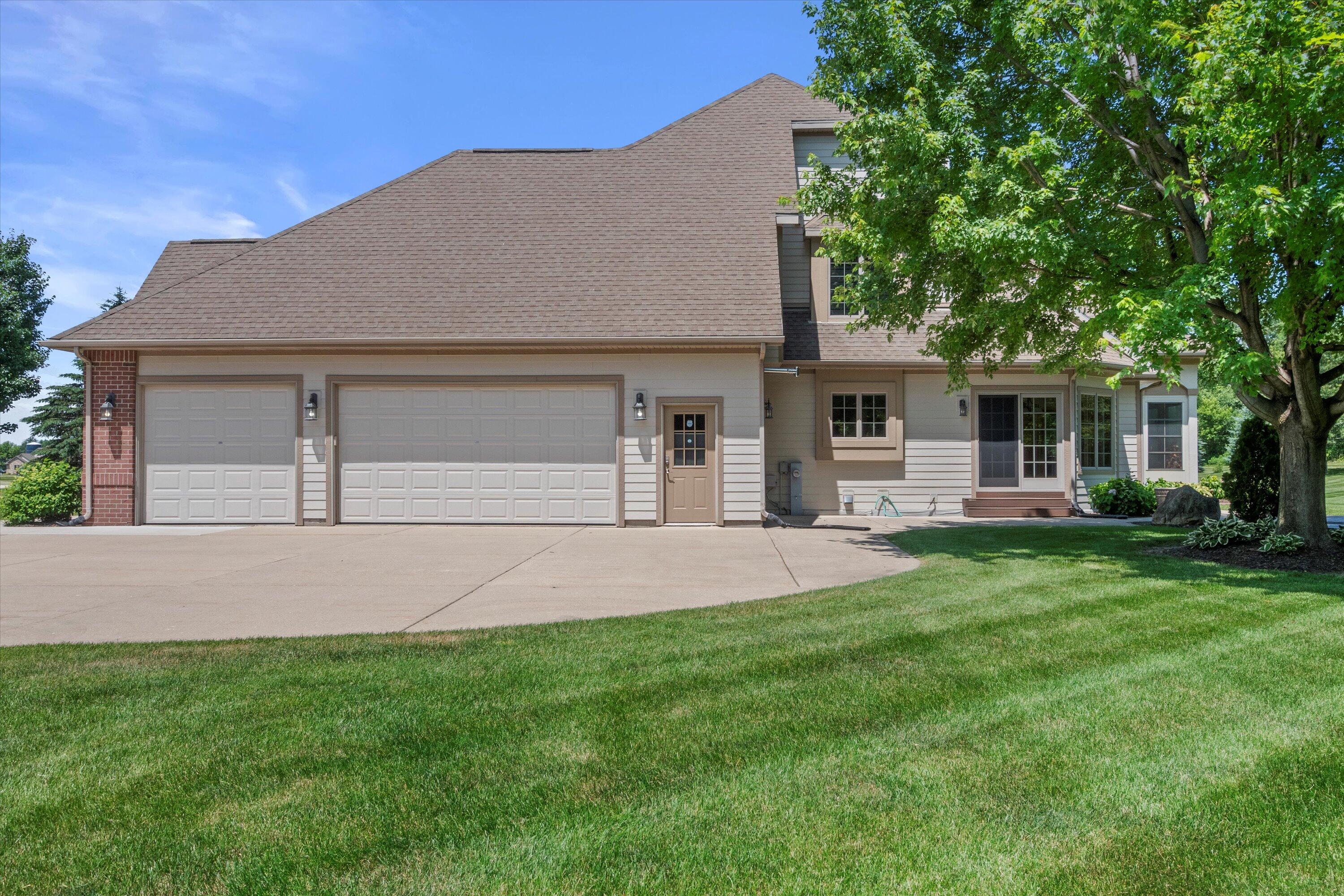 768 Coyote Ct
