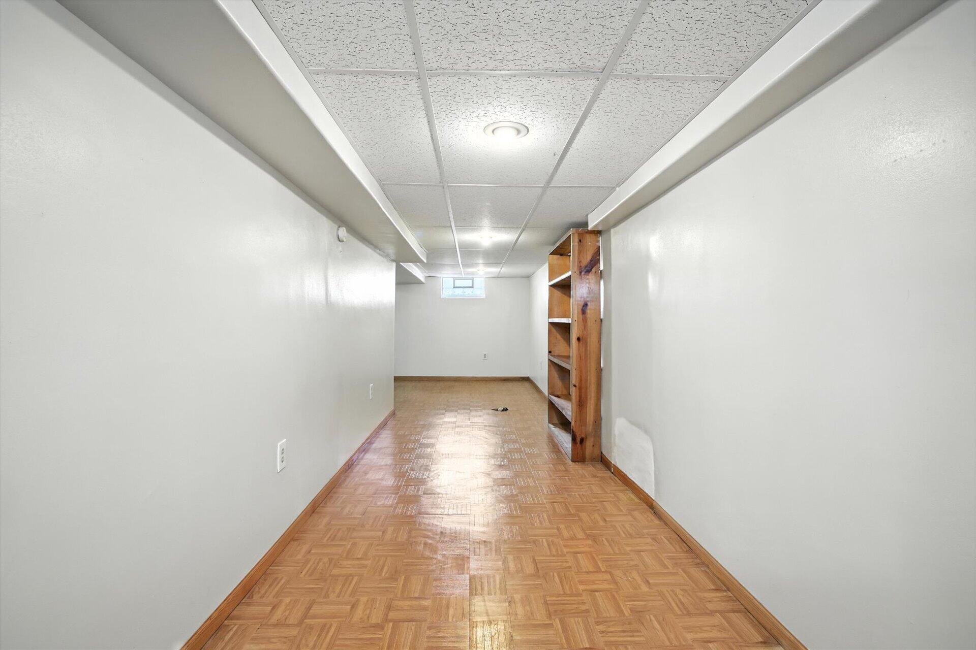 211 Coolidge Ave