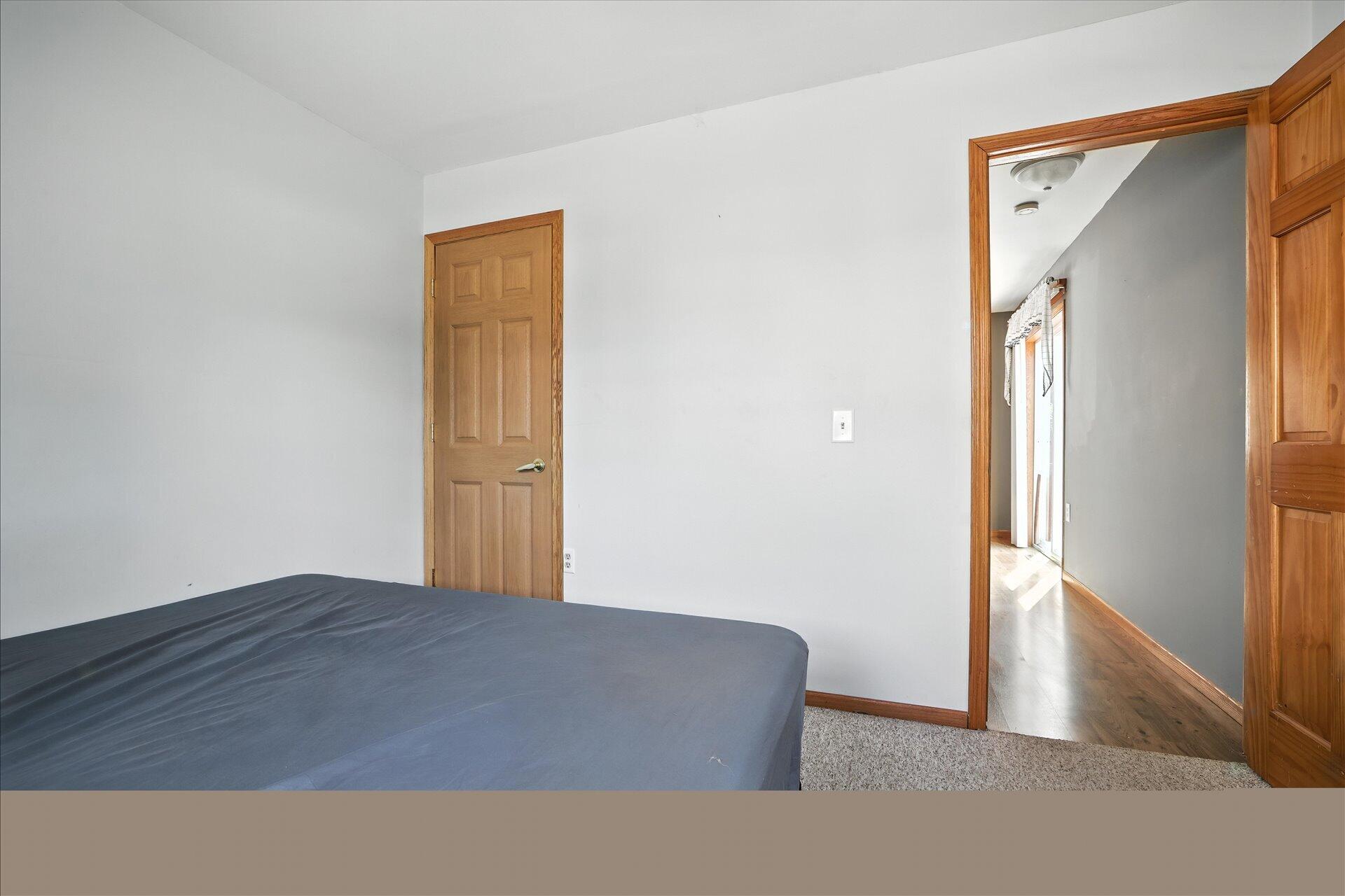 211 Coolidge Ave
