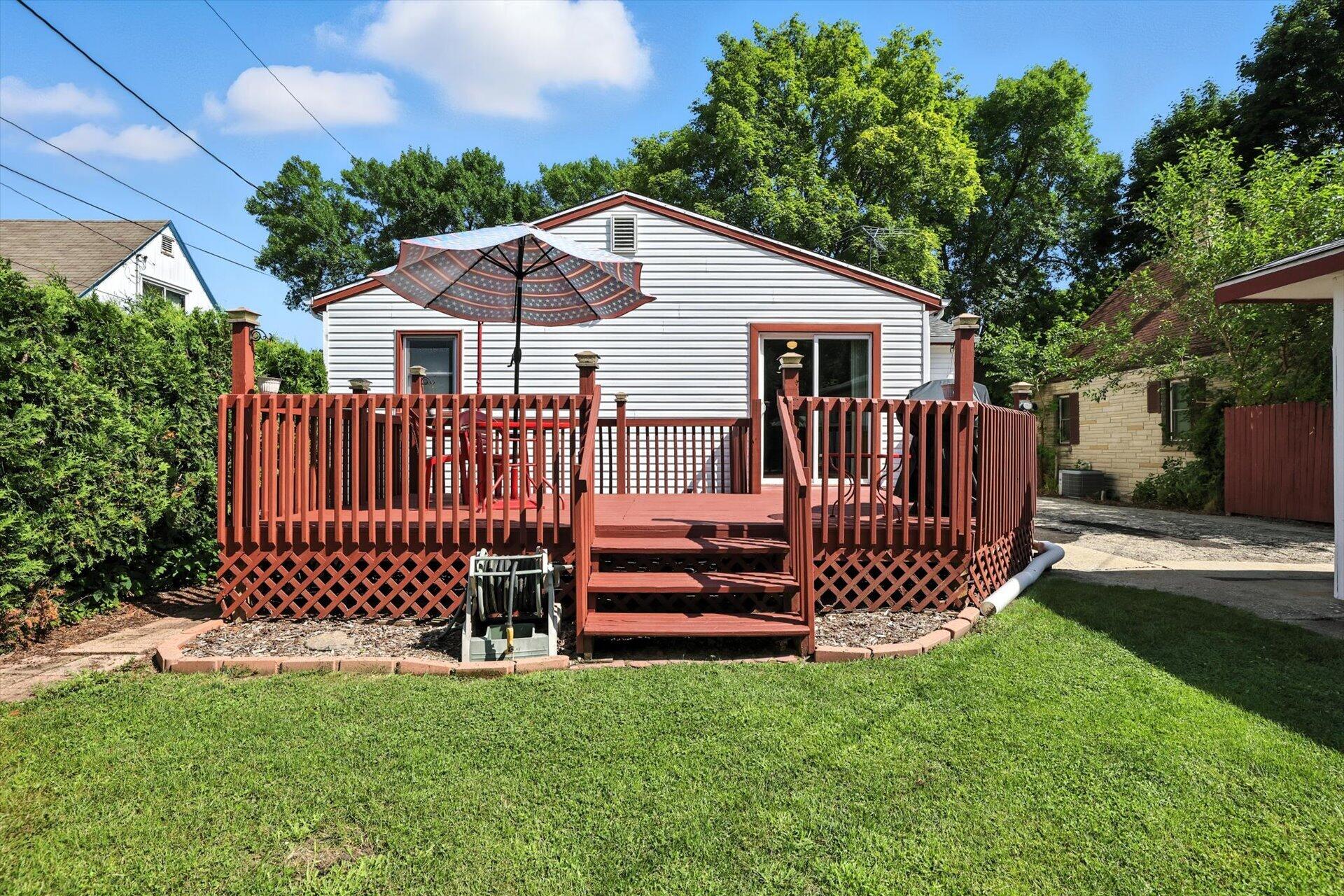 211 Coolidge Ave