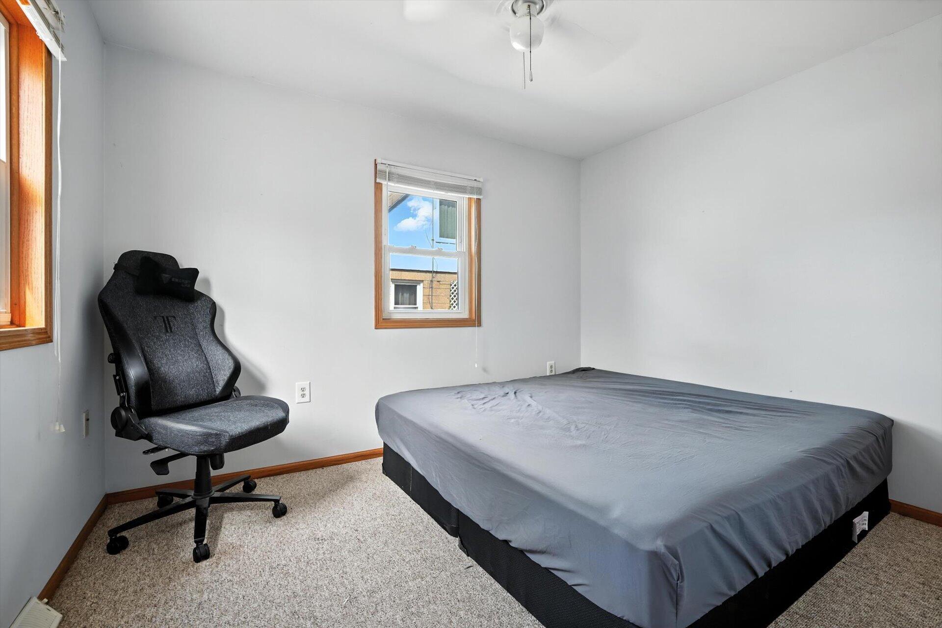 211 Coolidge Ave