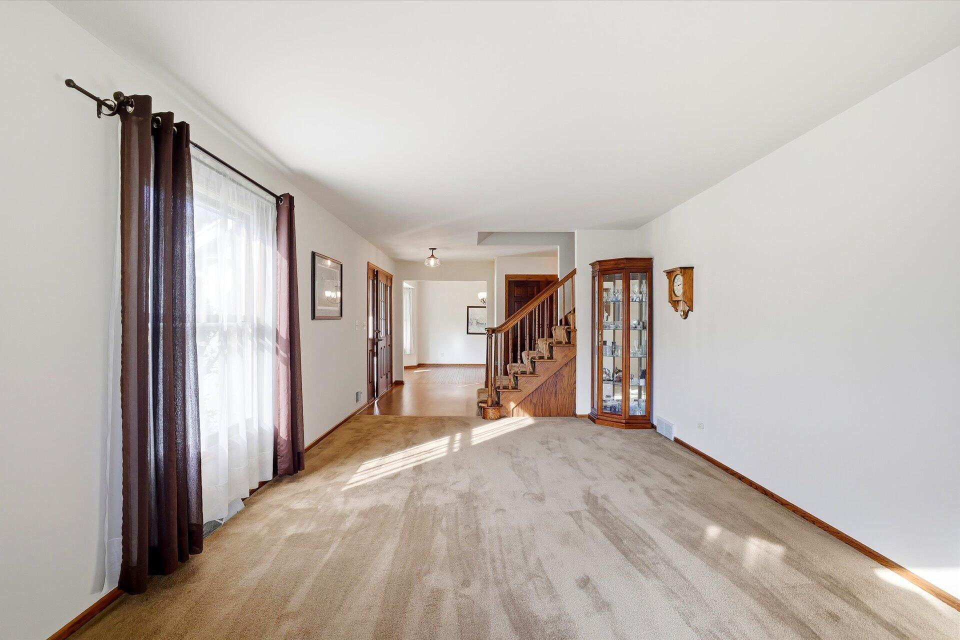 396 Belvedere - W