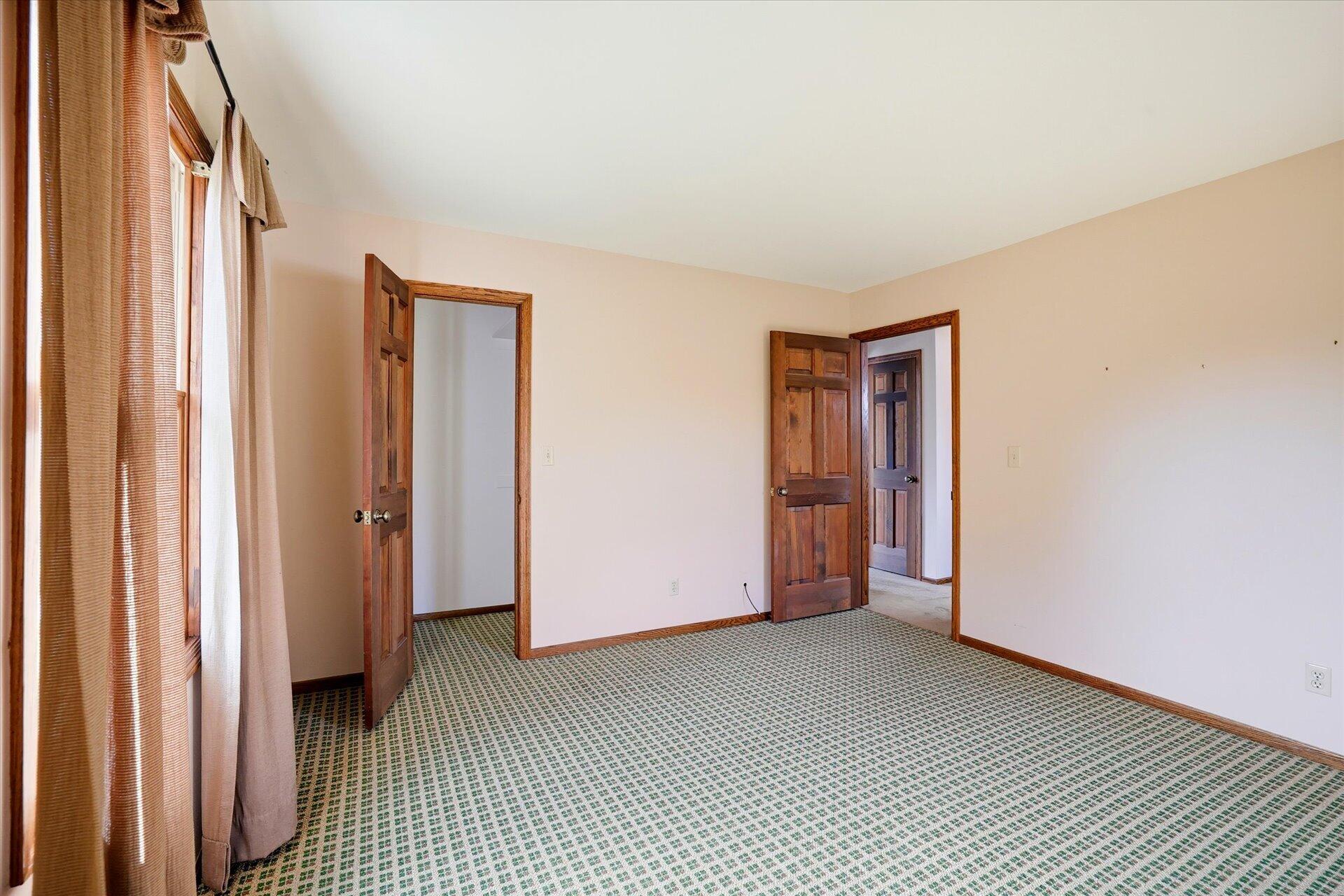 396 Belvedere - W