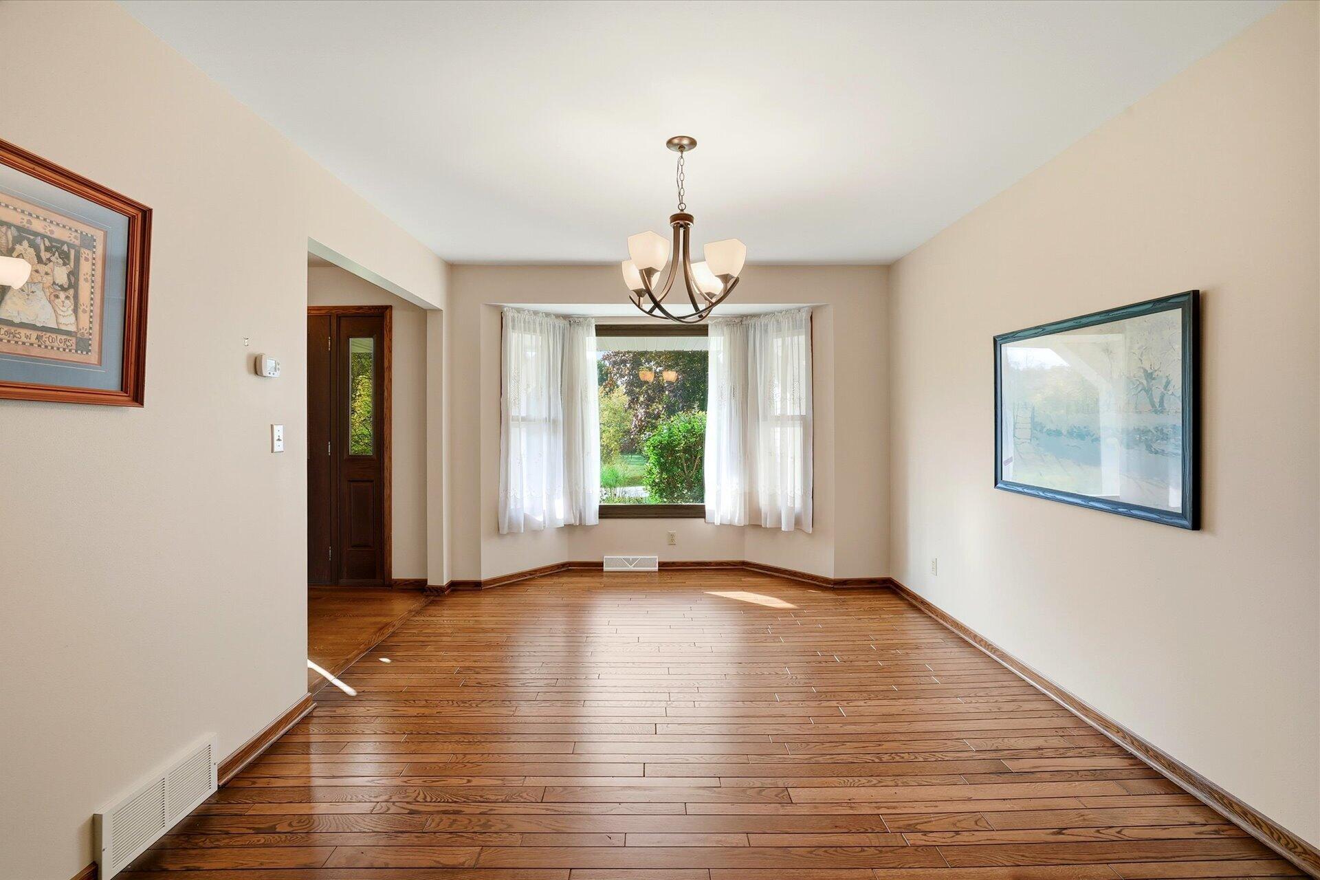 396 Belvedere - W