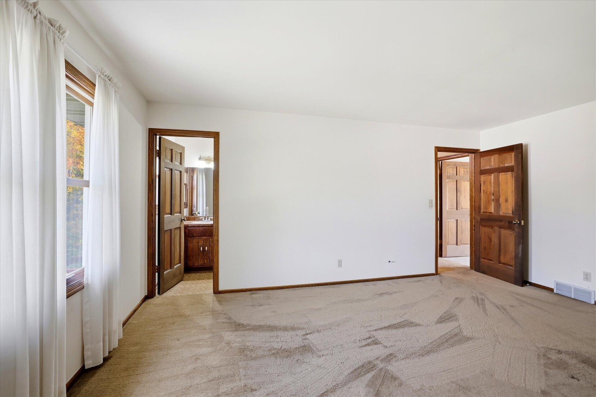 396 Belvedere - W