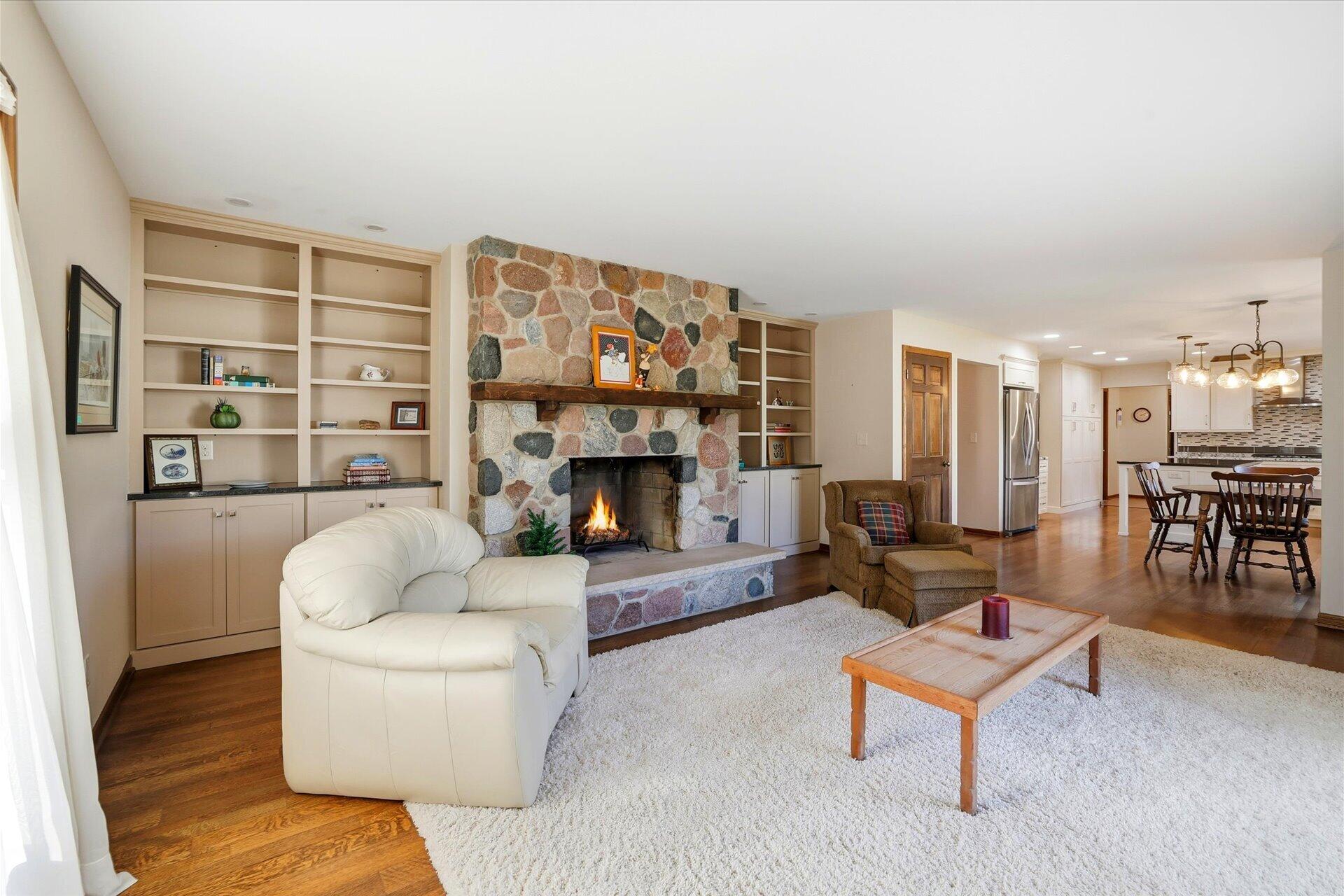 396 Belvedere - W