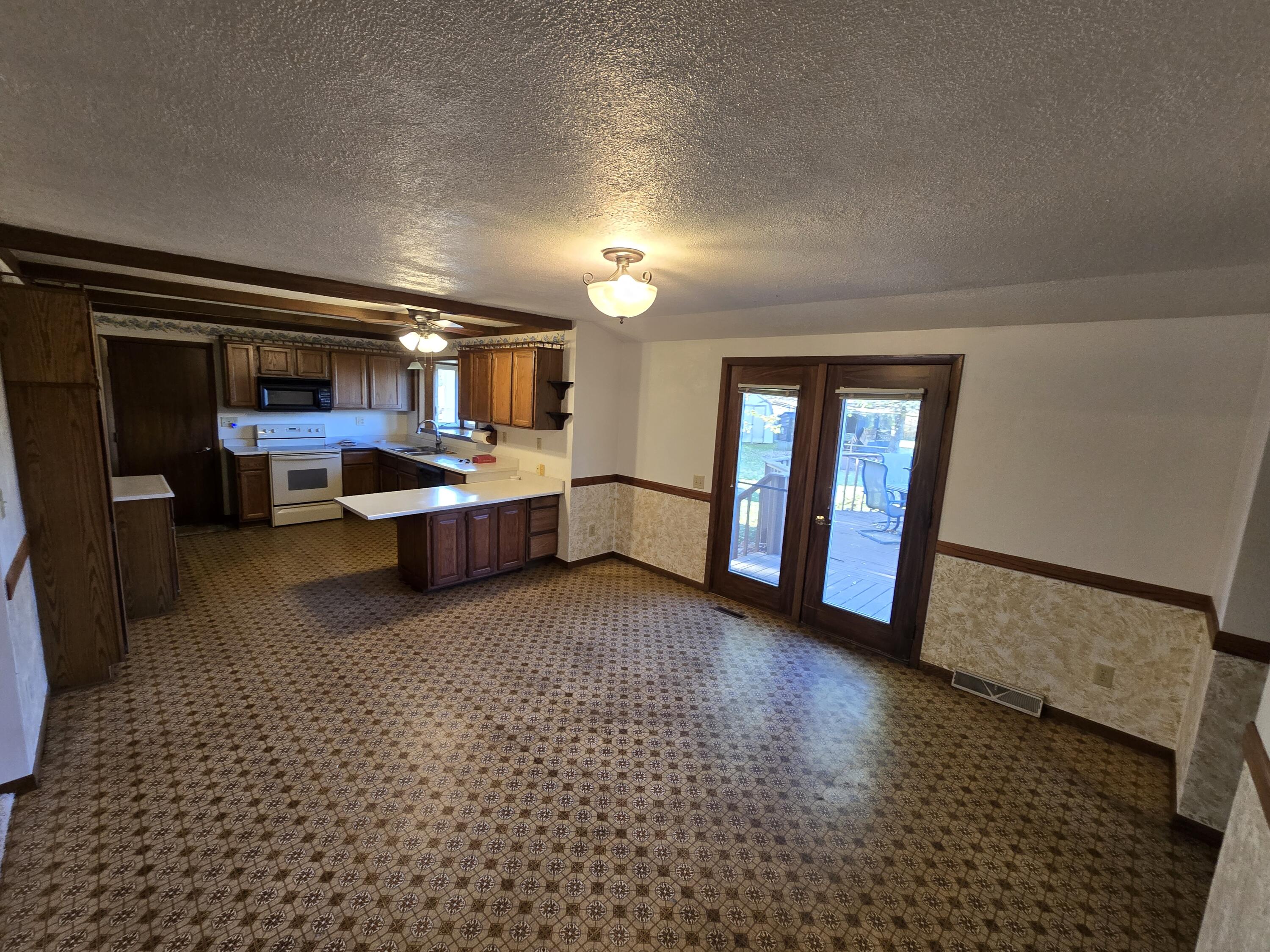 W2824 Fox Rd