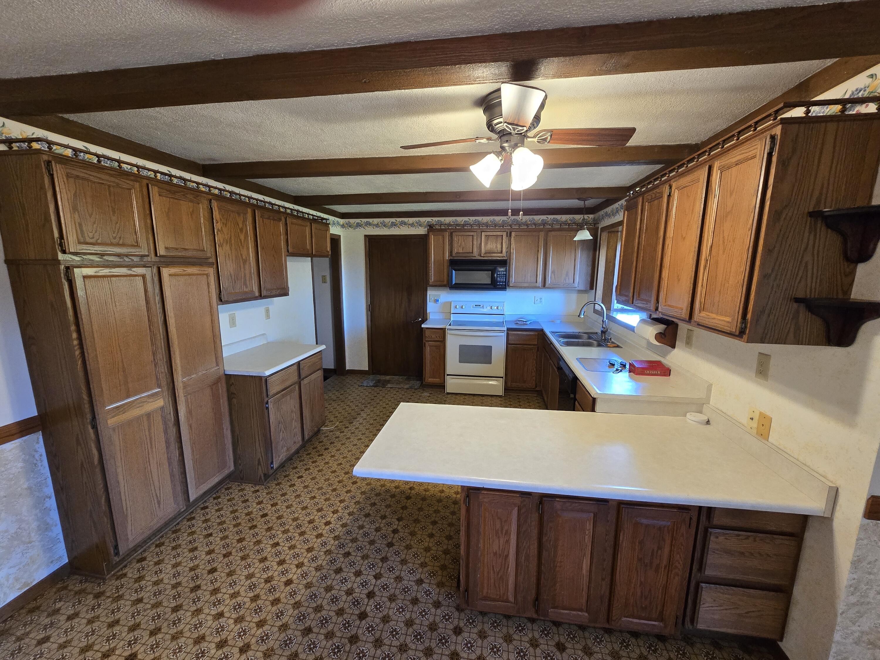 W2824 Fox Rd