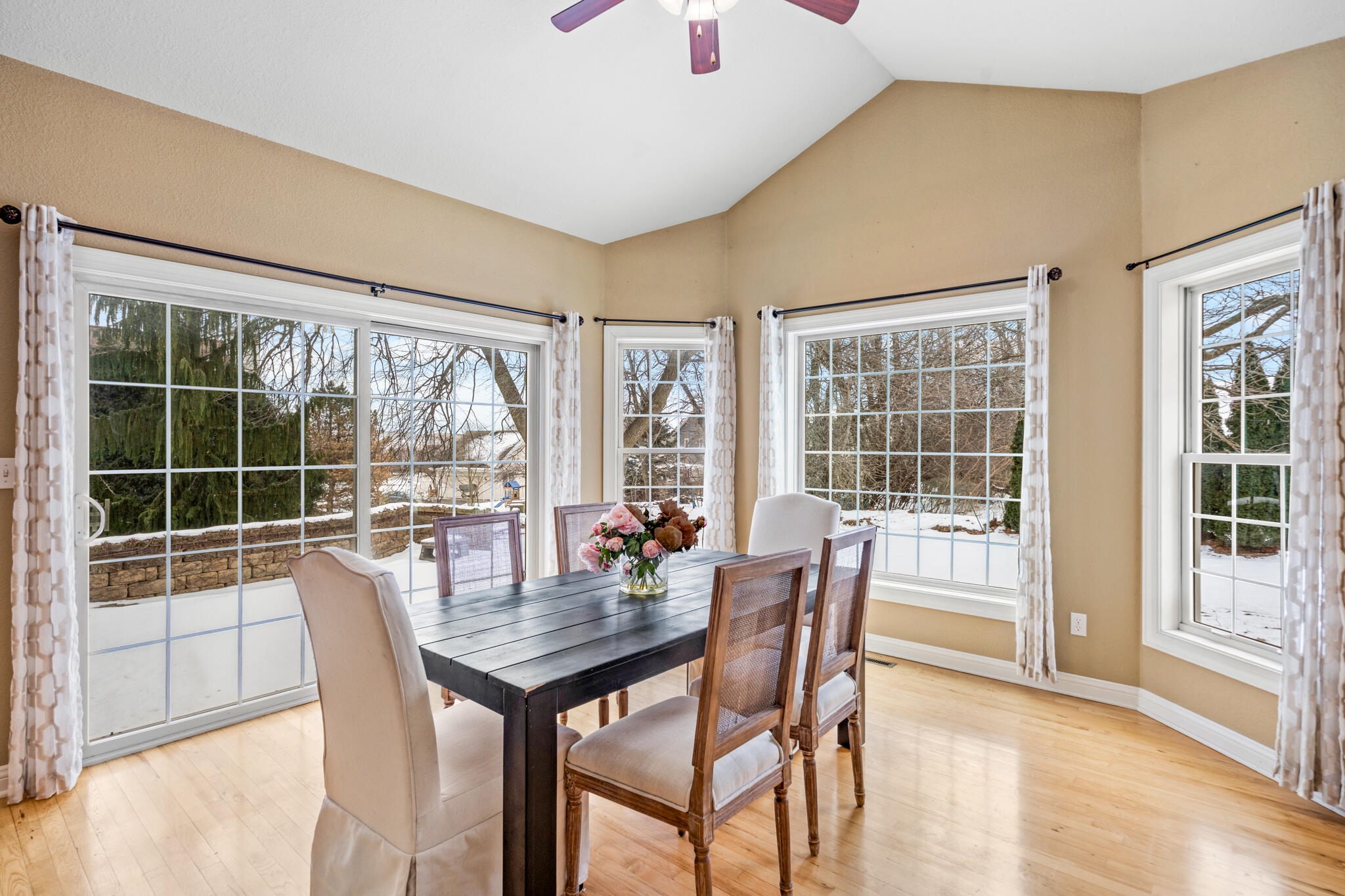 N97W14613 Rimrock Rd