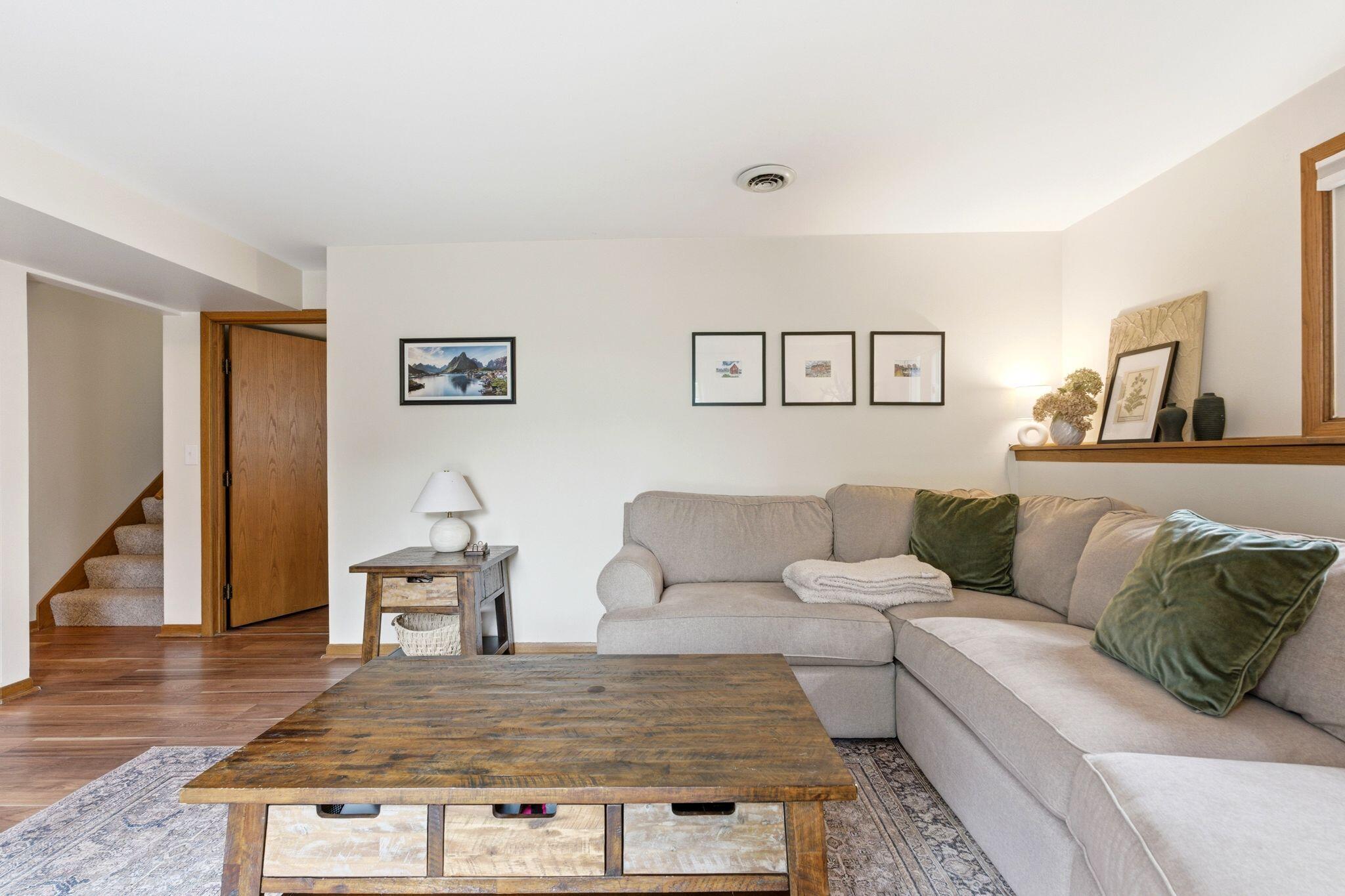 2321 MacArthur Rd
