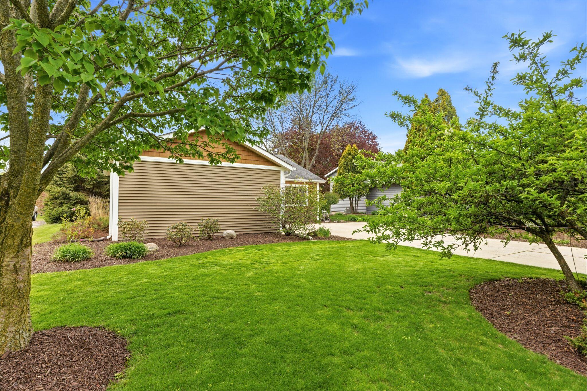 2321 MacArthur Rd