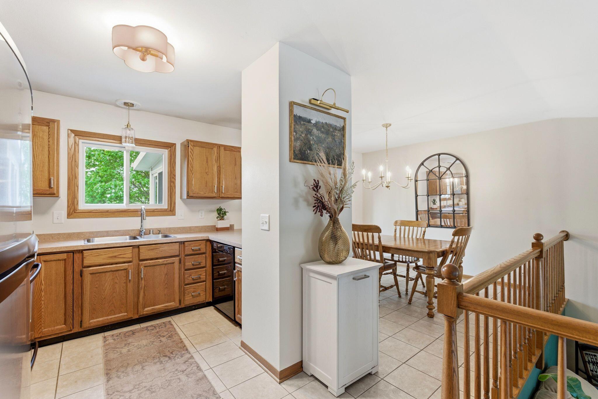 2321 MacArthur Rd