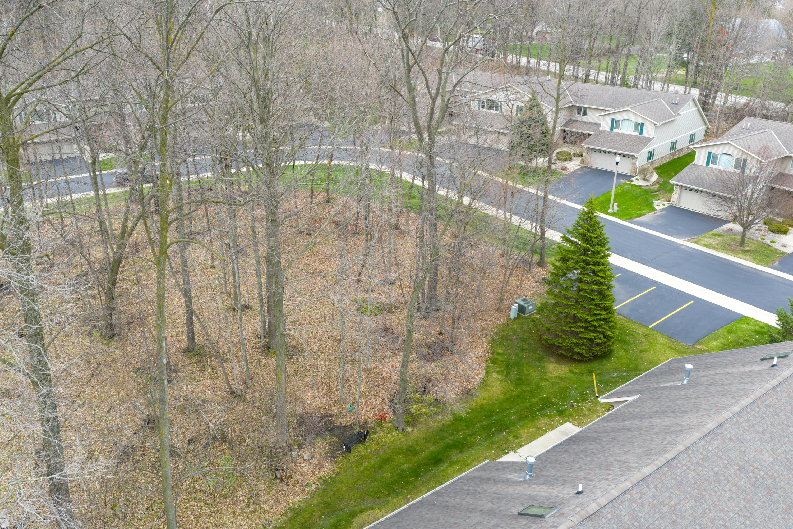 1015 Shadowood Cir Unit: 3