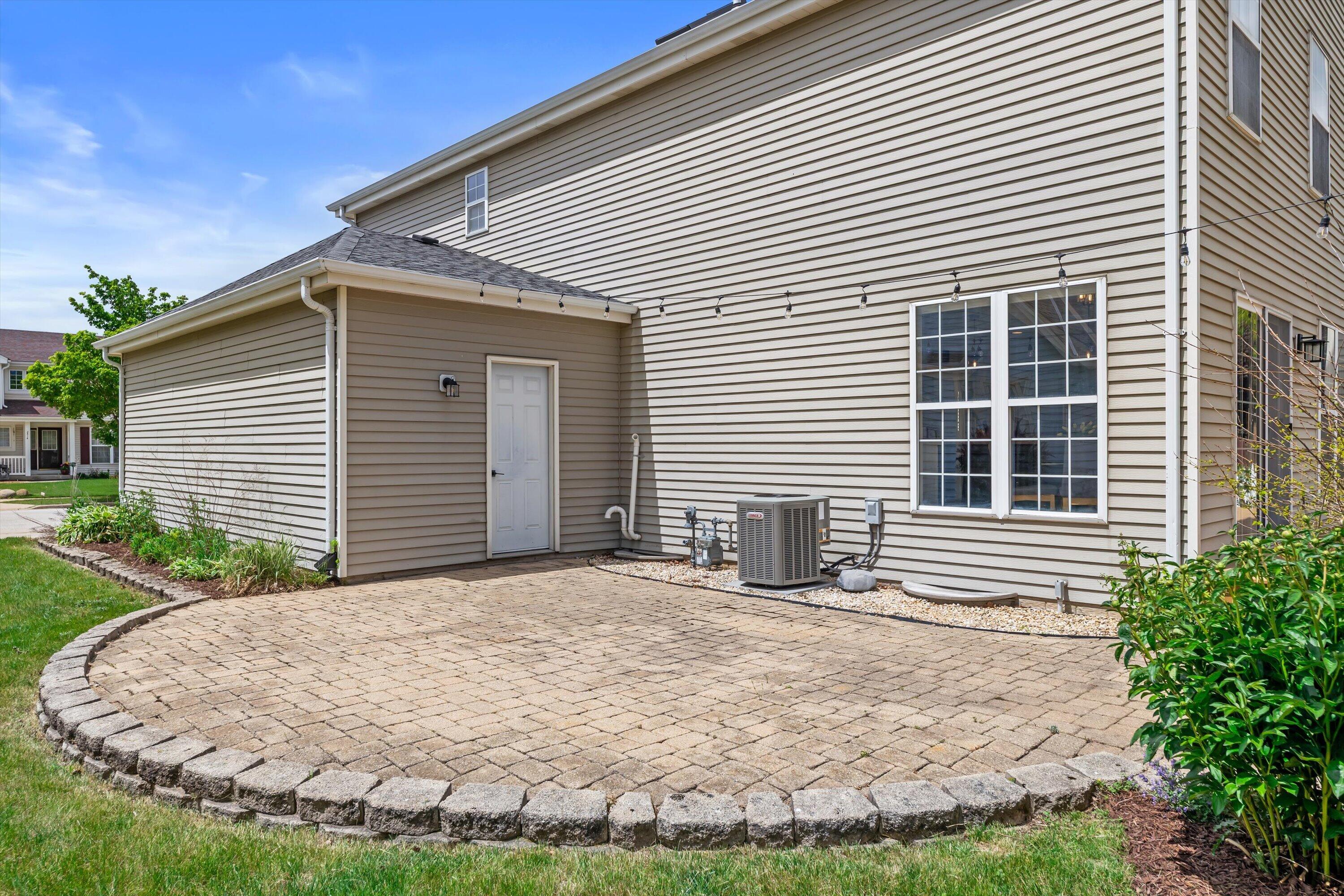 2313 Kestrel Ln