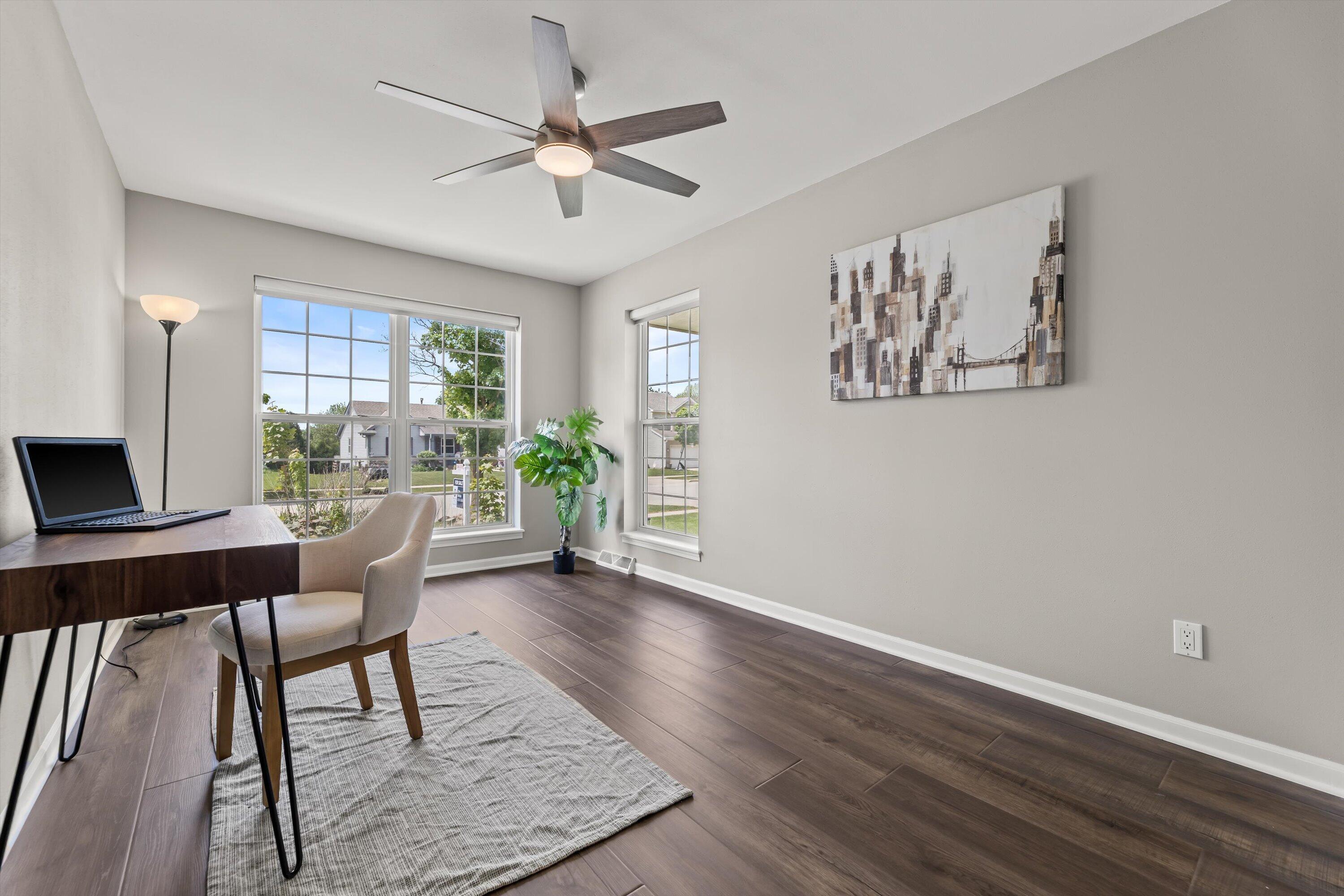 2313 Kestrel Ln