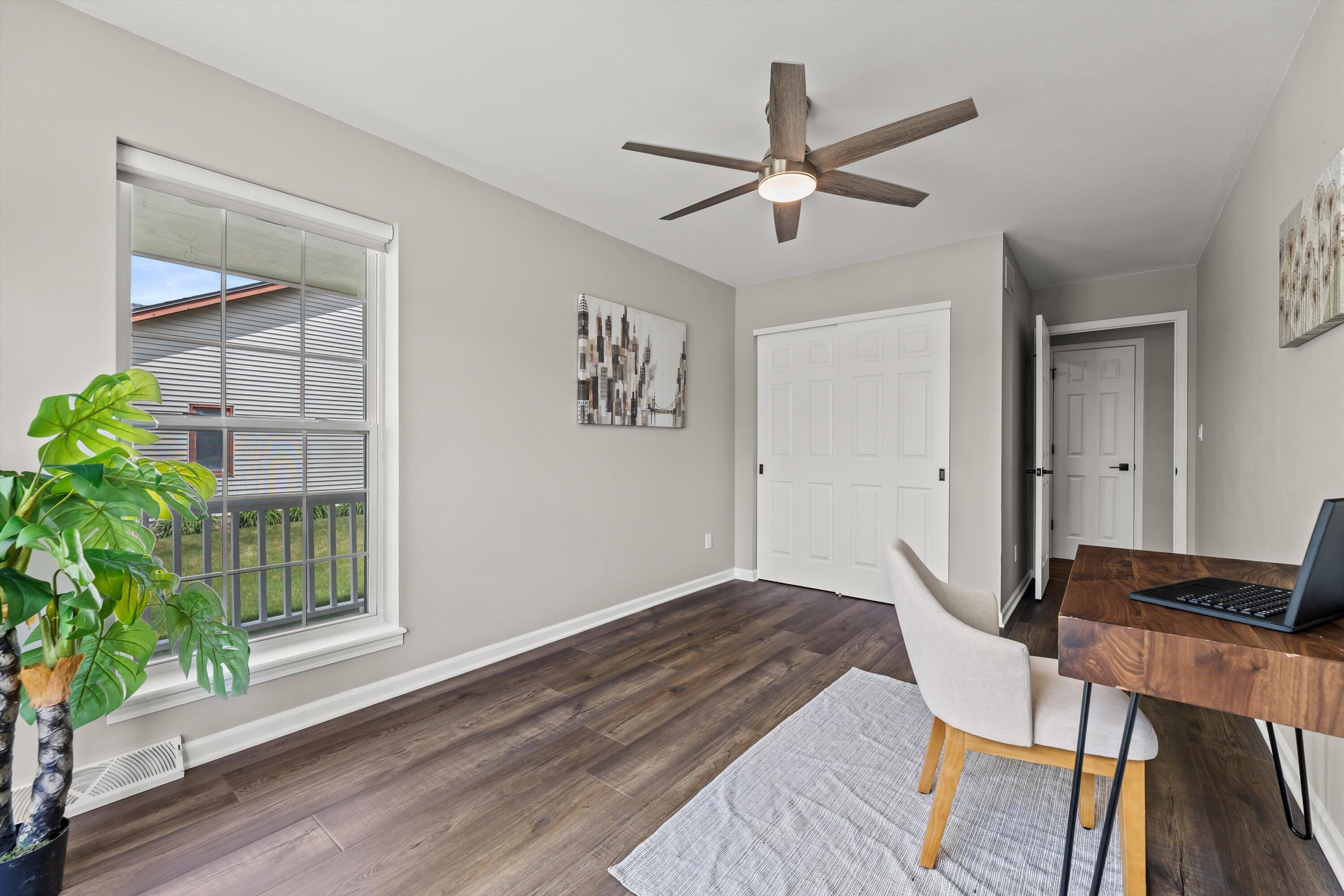 2313 Kestrel Ln