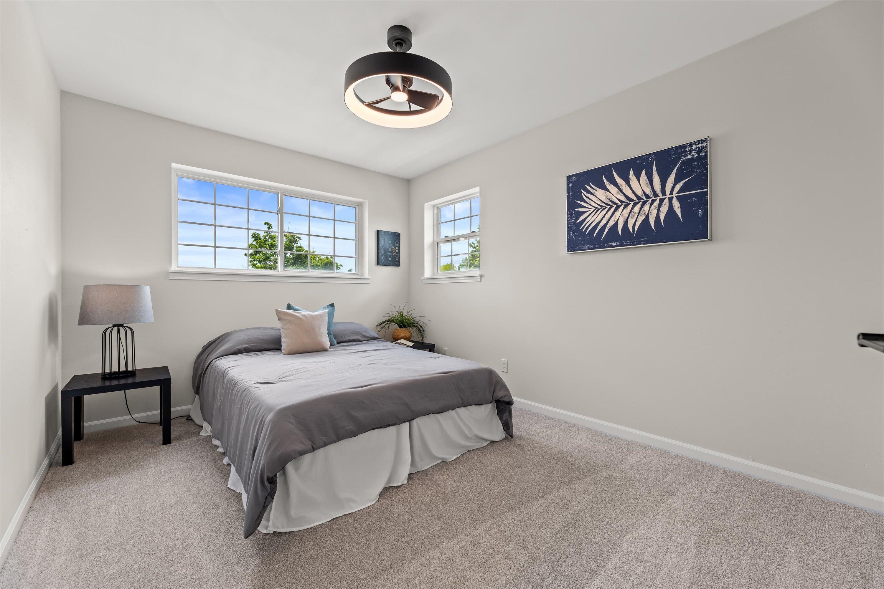 2313 Kestrel Ln