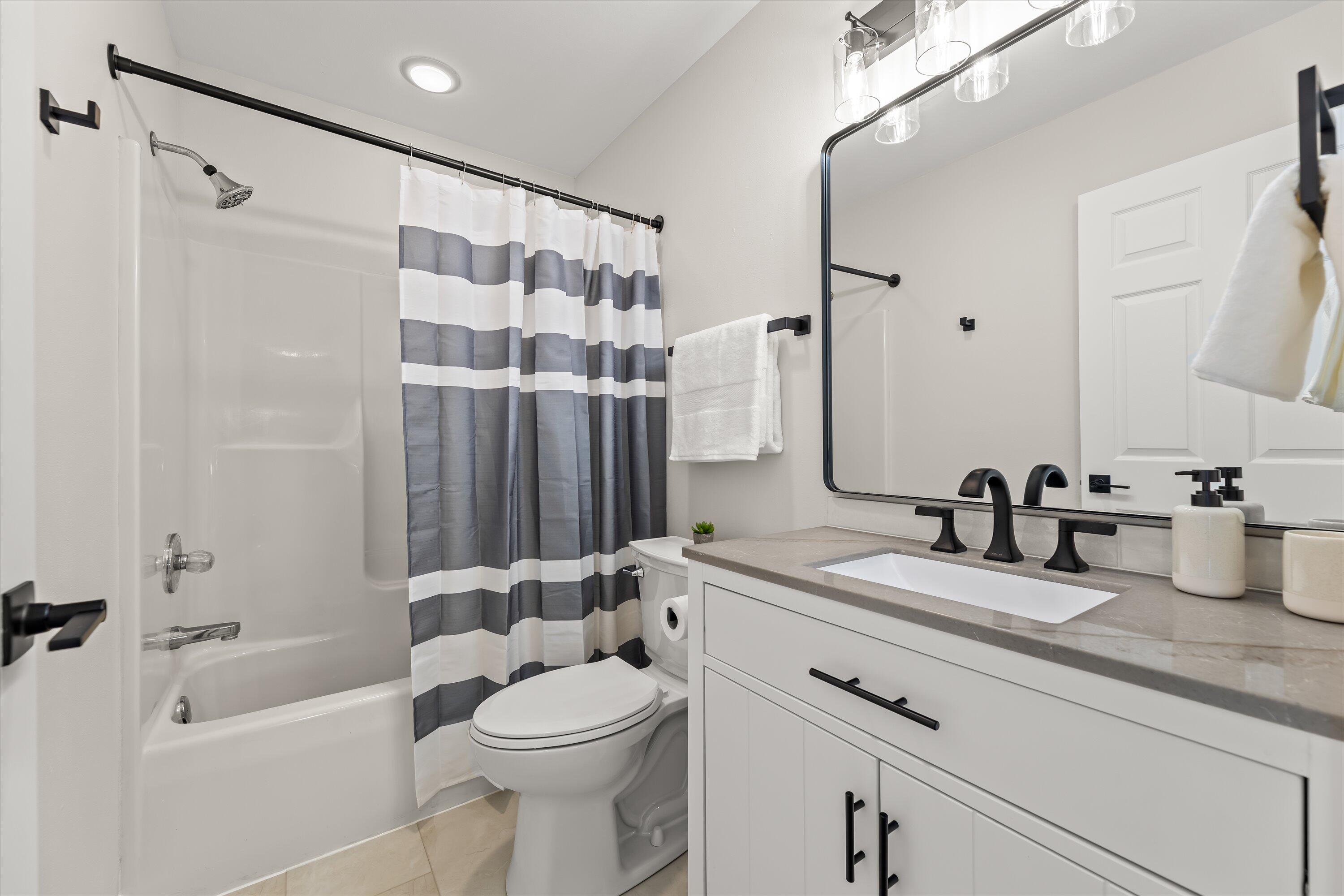 2313 Kestrel Ln