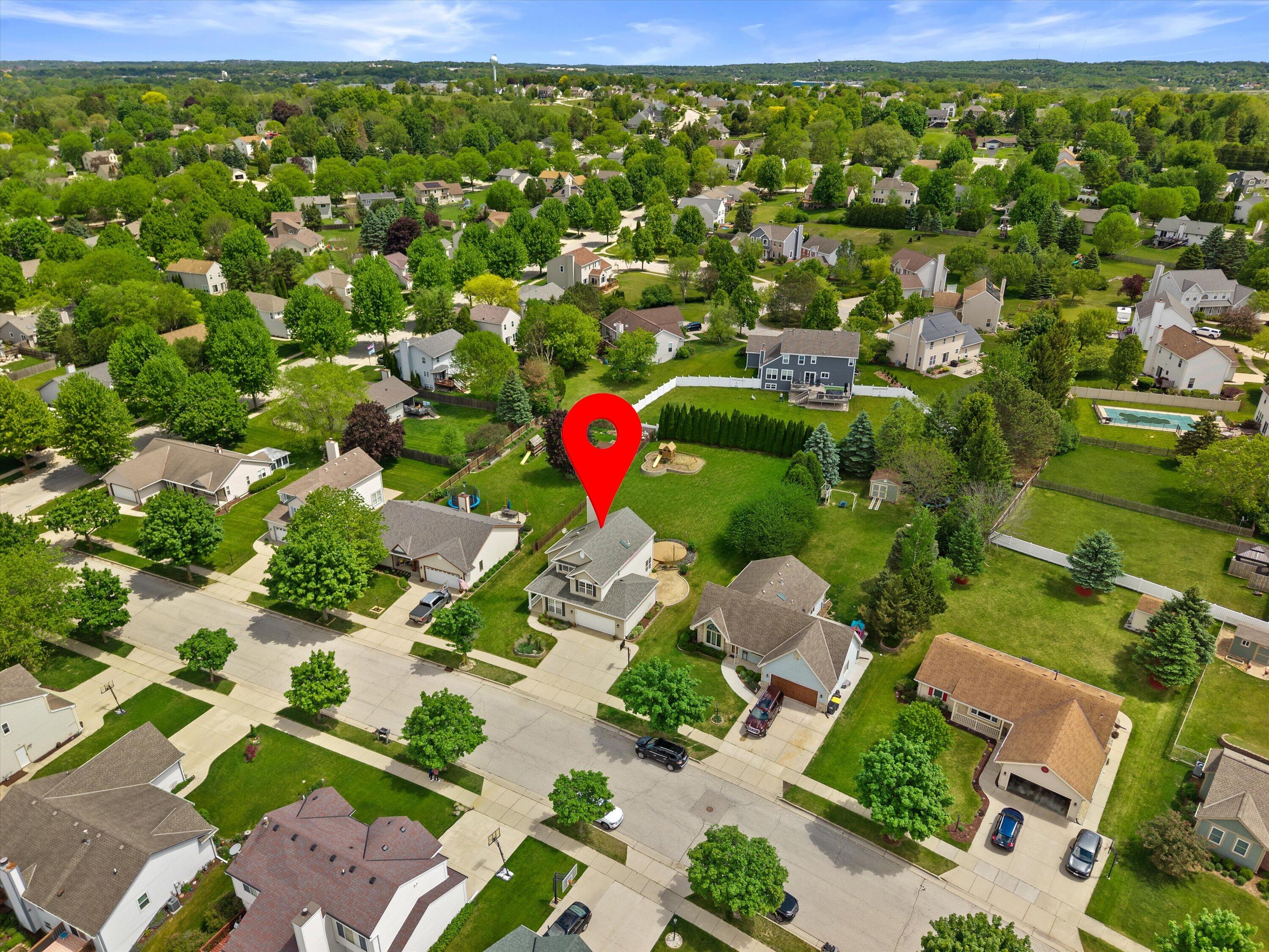 2313 Kestrel Ln
