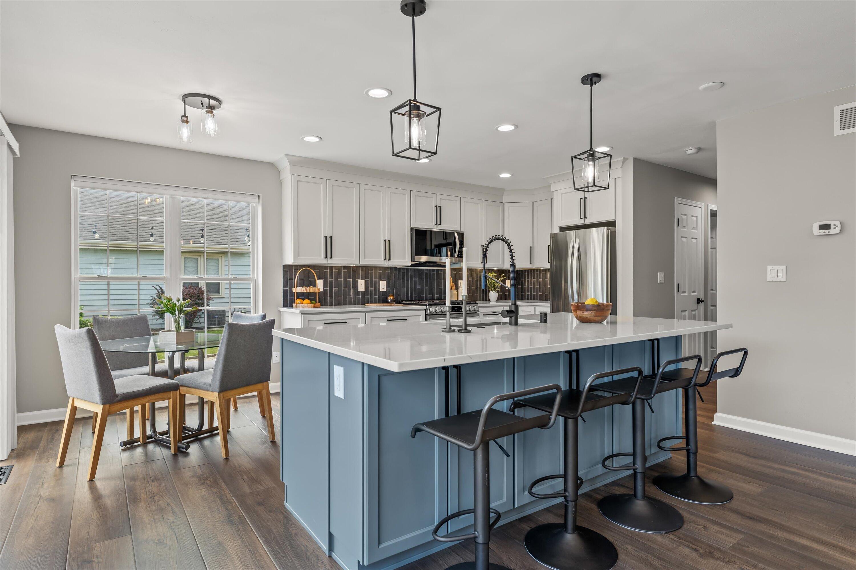 2313 Kestrel Ln