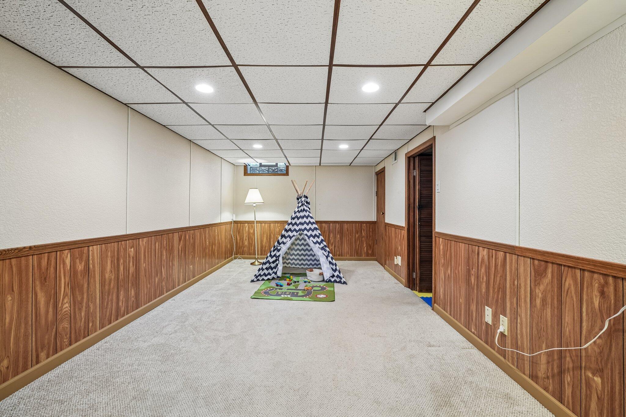 W151N8313 Thomas Dr