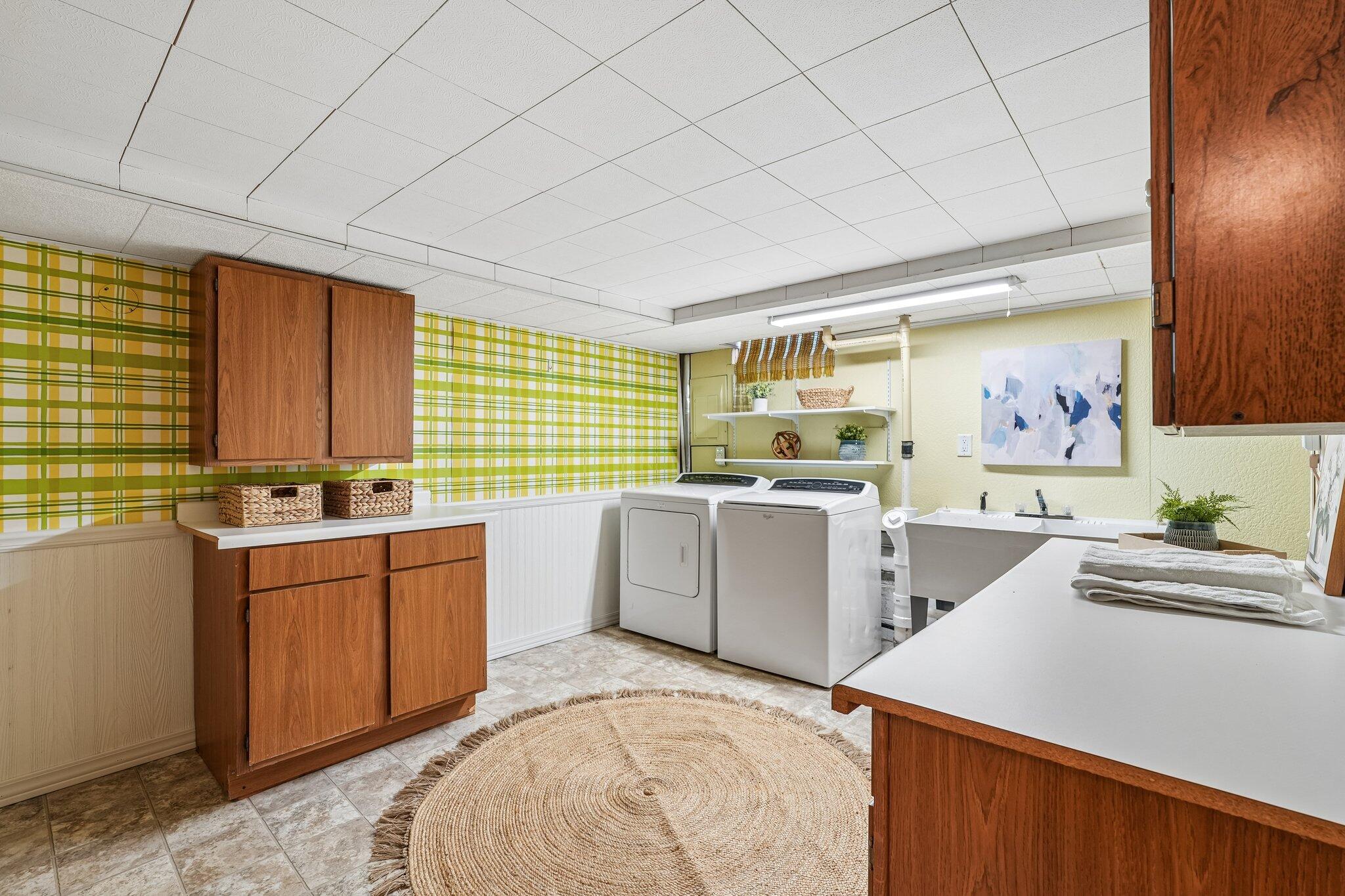 W151N8313 Thomas Dr