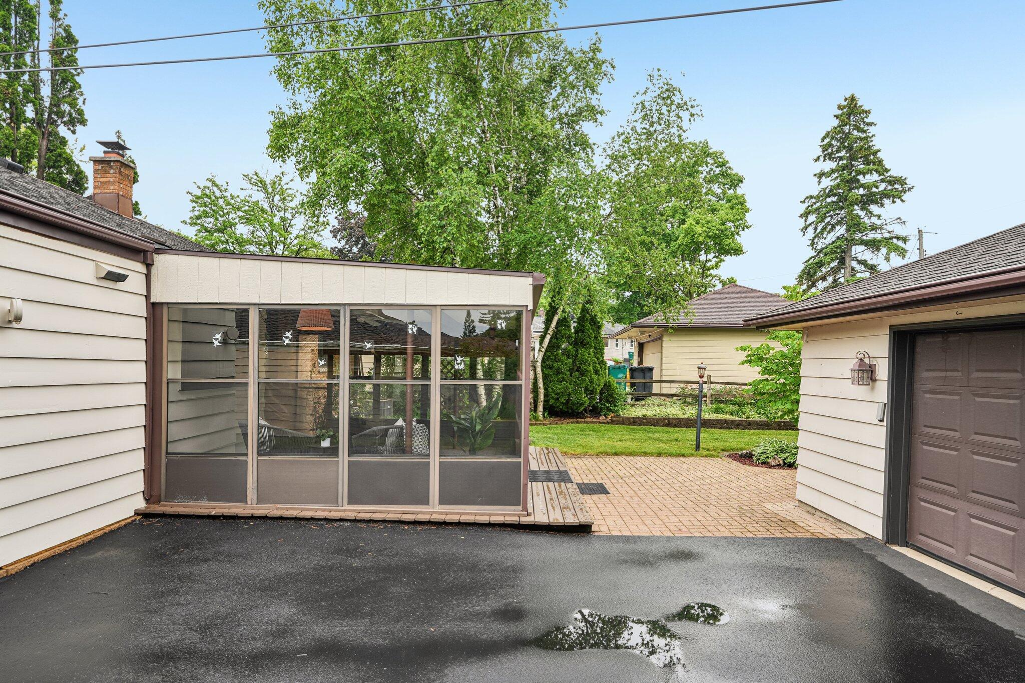 W151N8313 Thomas Dr