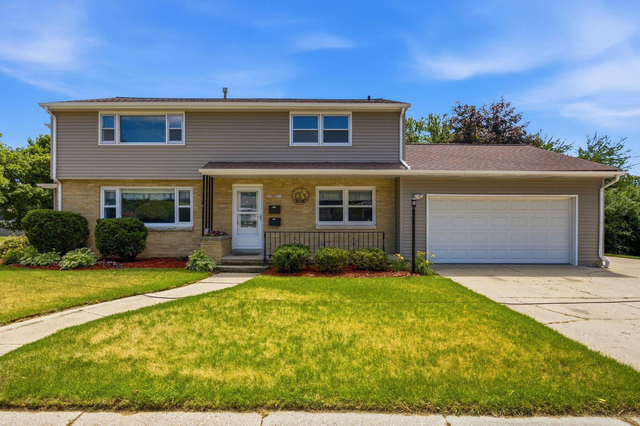 907 High St Unit: 907A